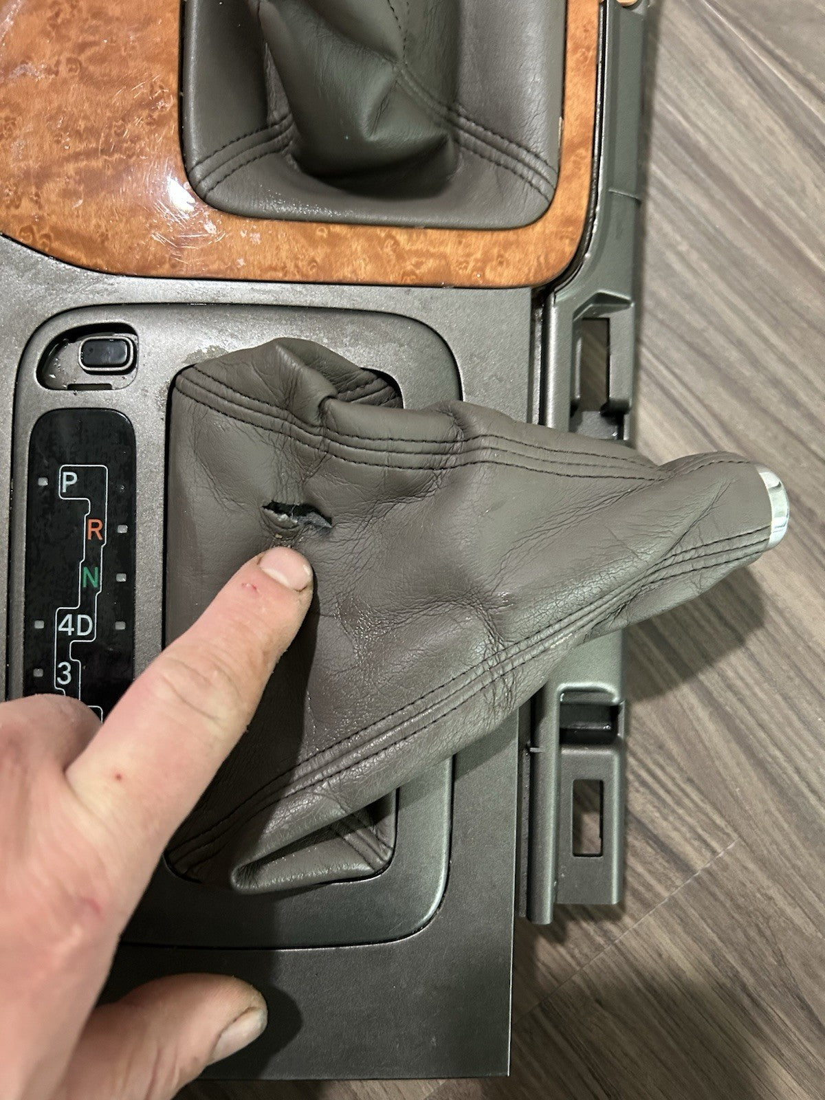 03-09 Lexus GX470 Gear Shifter Center Console Bezel woodgrain