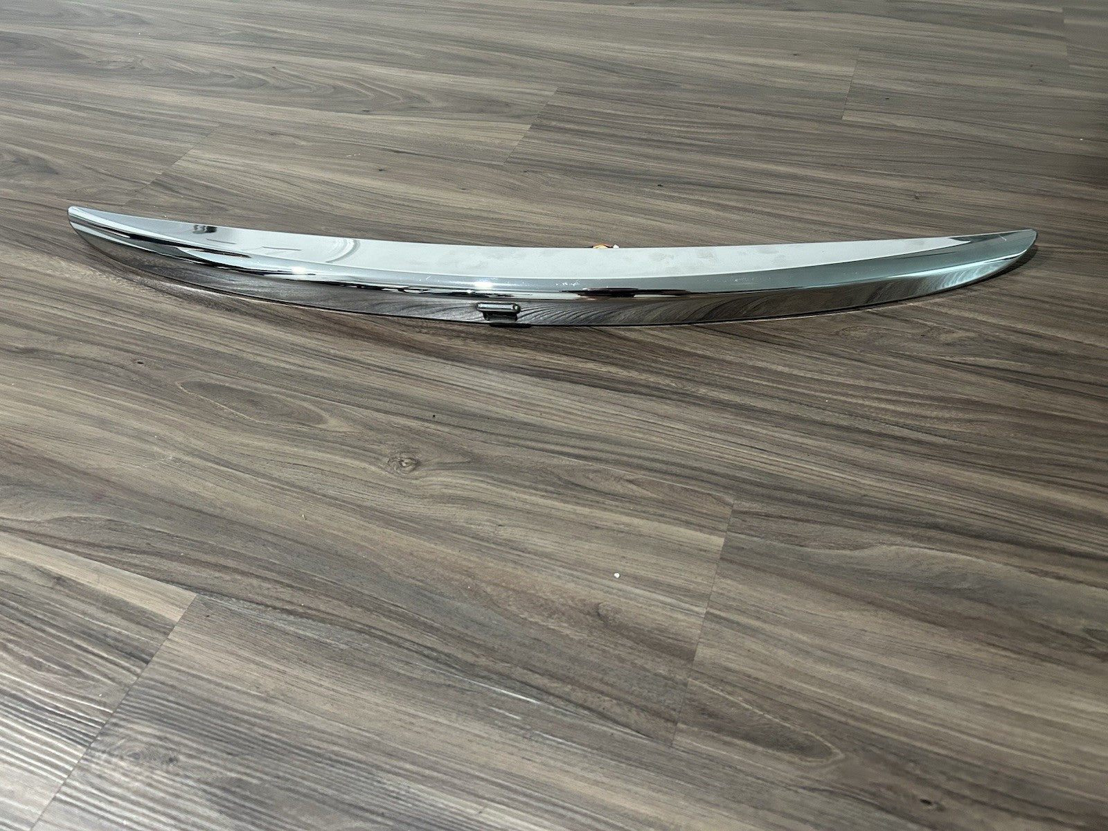 🚘  INFINITI G37 COUPE 2 Door Trunk Spolier TRIM  MOLDING Wing With Camera OEM