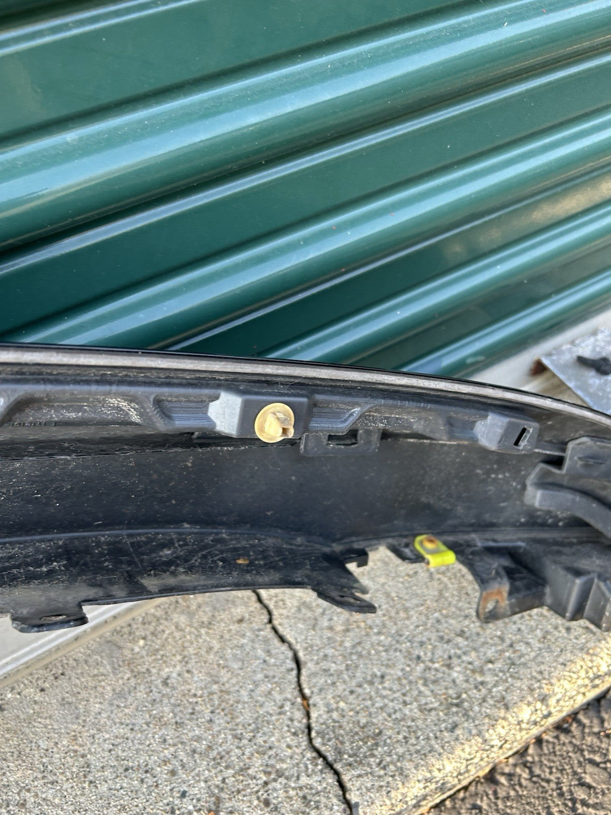 03-09 LEXUS GX470 LEFT DRIVER FRONT FENDER FLARE BLACK 202