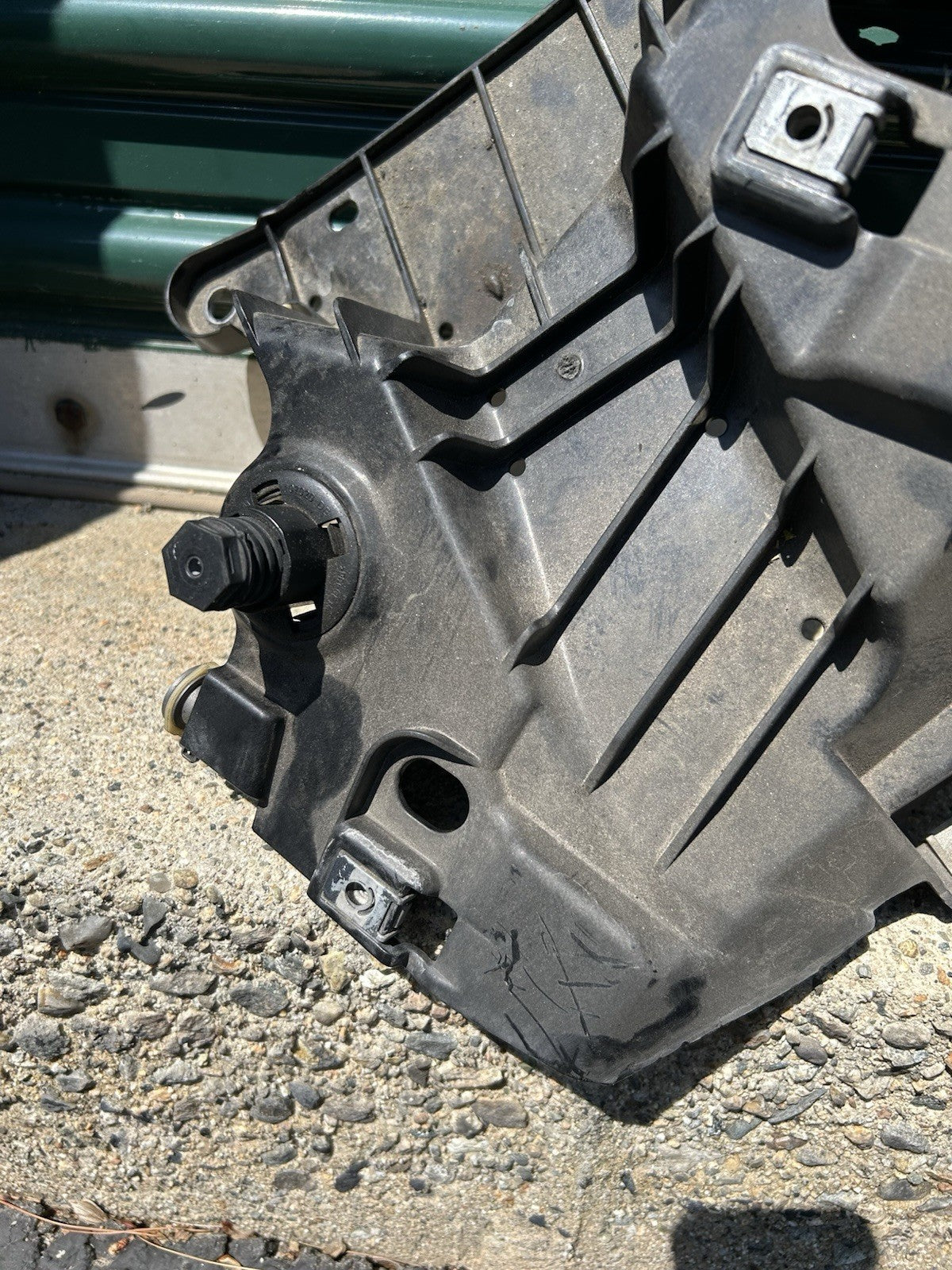 14-18 OEM BMW F15 F85 X5 F86 X6 Front Left Driver Fender Mount Support Bracket