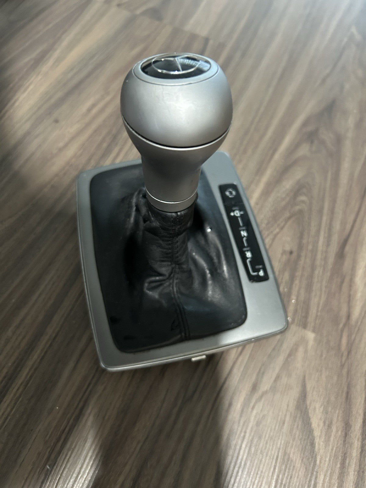 08-14 Mercedes W204, C300 Auto Shift Knob Boot & Base Trim