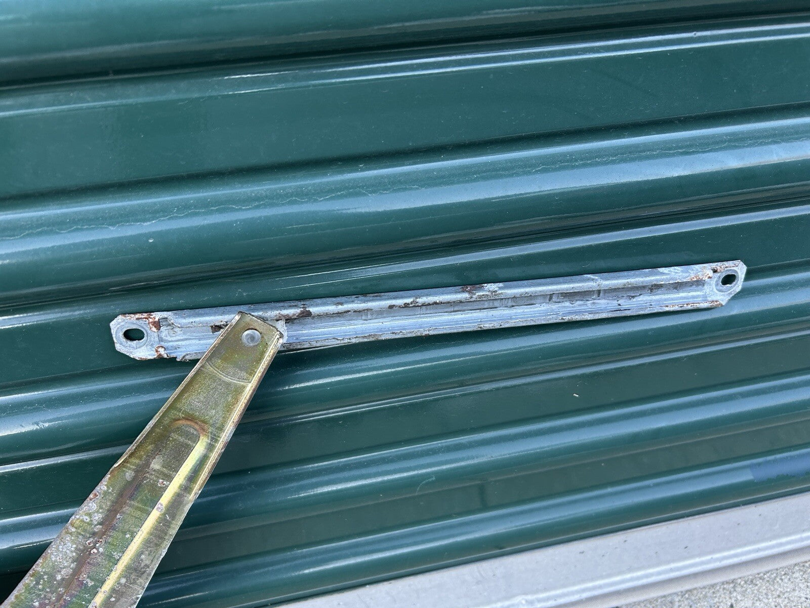 2001-07 TOYOTA SEQUOIA REAR BACK HATCH LIFTGATE WINDOW REGULATOR MOTOR OEM