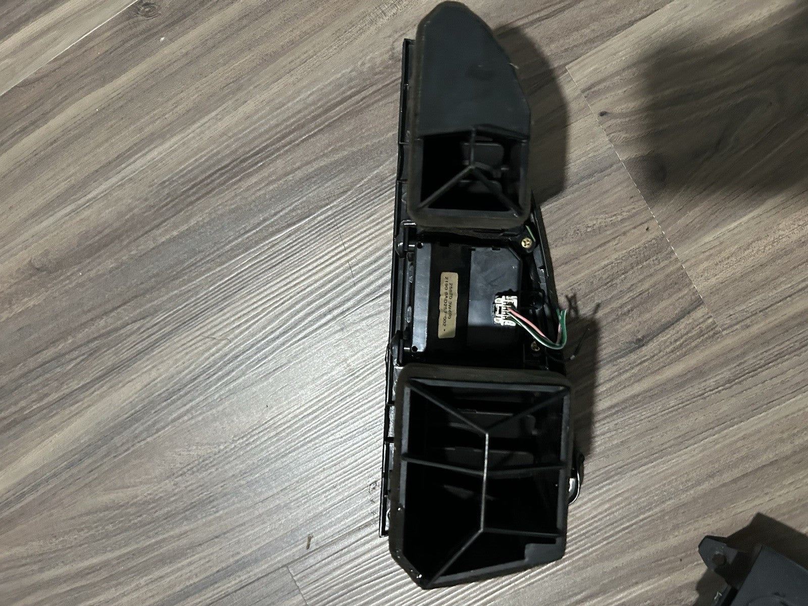 01-04 Nissan Pathfinder BLACK Center Dash Radio Bezel Trim Panel Vents Clock OEM