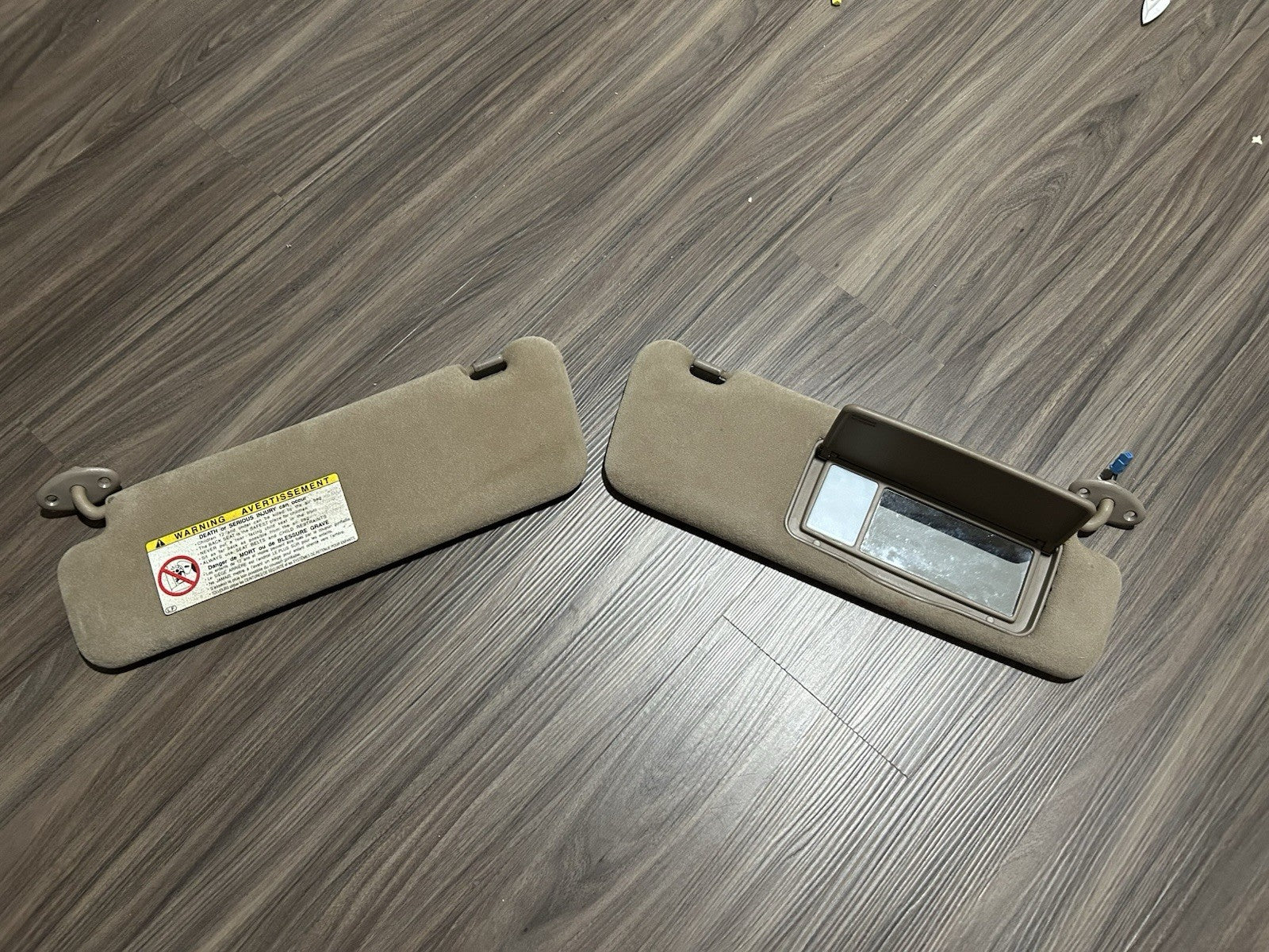 1996-2002 Toyota 4Runner Driver and Passenger Side Sun Visor Set Pair Tan color