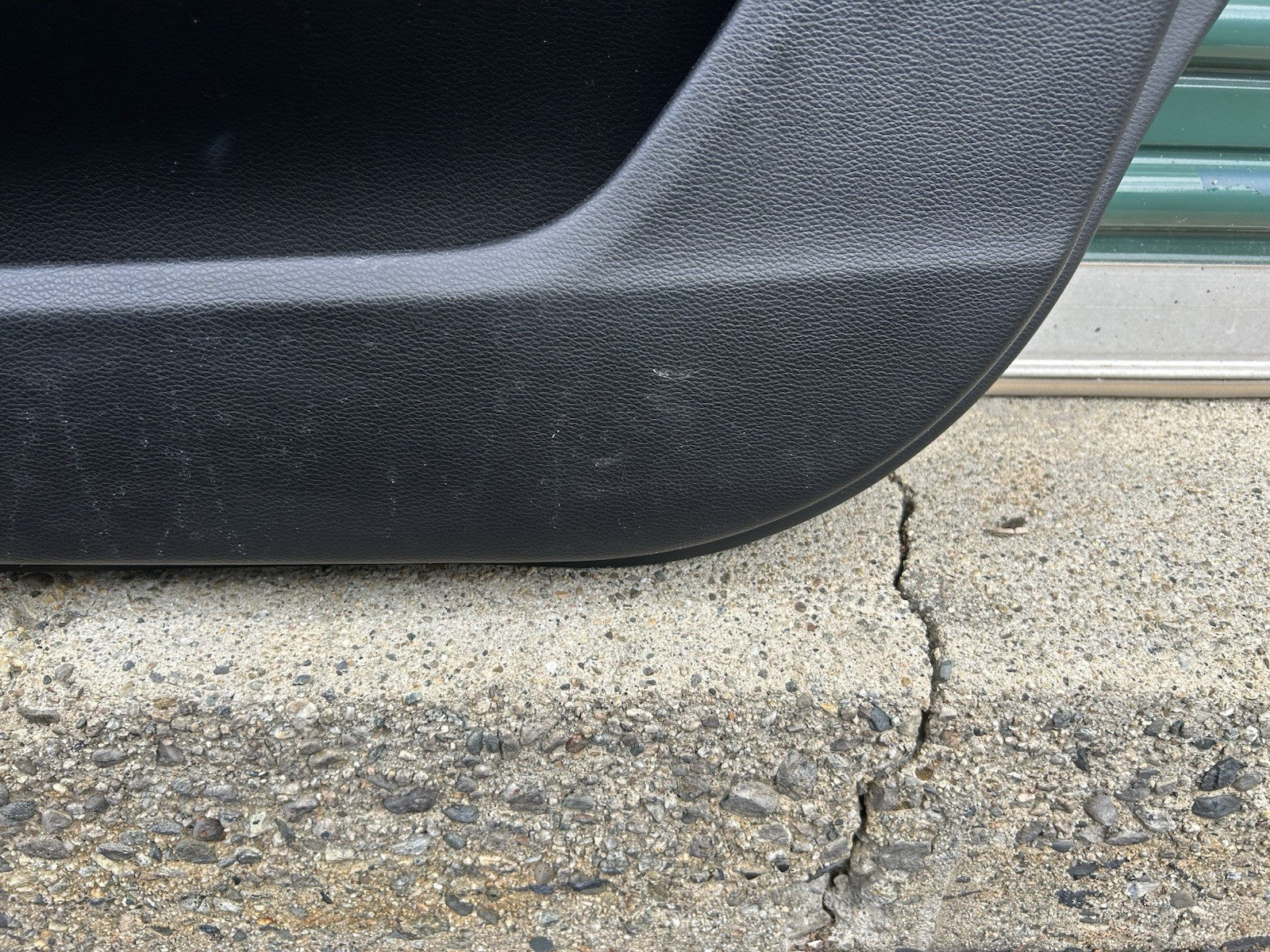 08 09 10 BMW 535xi 535i E60 FRONT RIGHT PASSENGER SIDE DOOR PANEL TRIM OEM