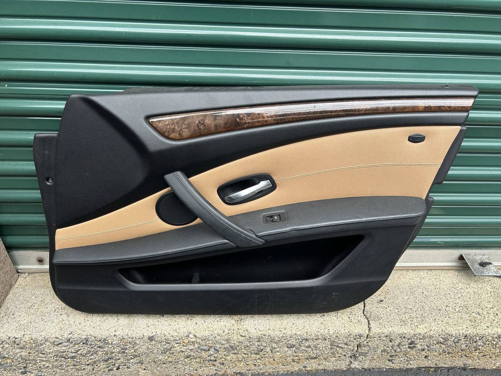 08 09 10 BMW 535xi 535i E60 FRONT RIGHT PASSENGER SIDE DOOR PANEL TRIM OEM