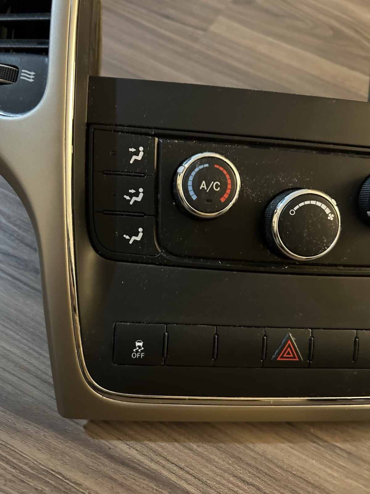 11-13 Jeep Grand Cherokee Durango Dash Radio Climate AC Heater Control Bezel OEM