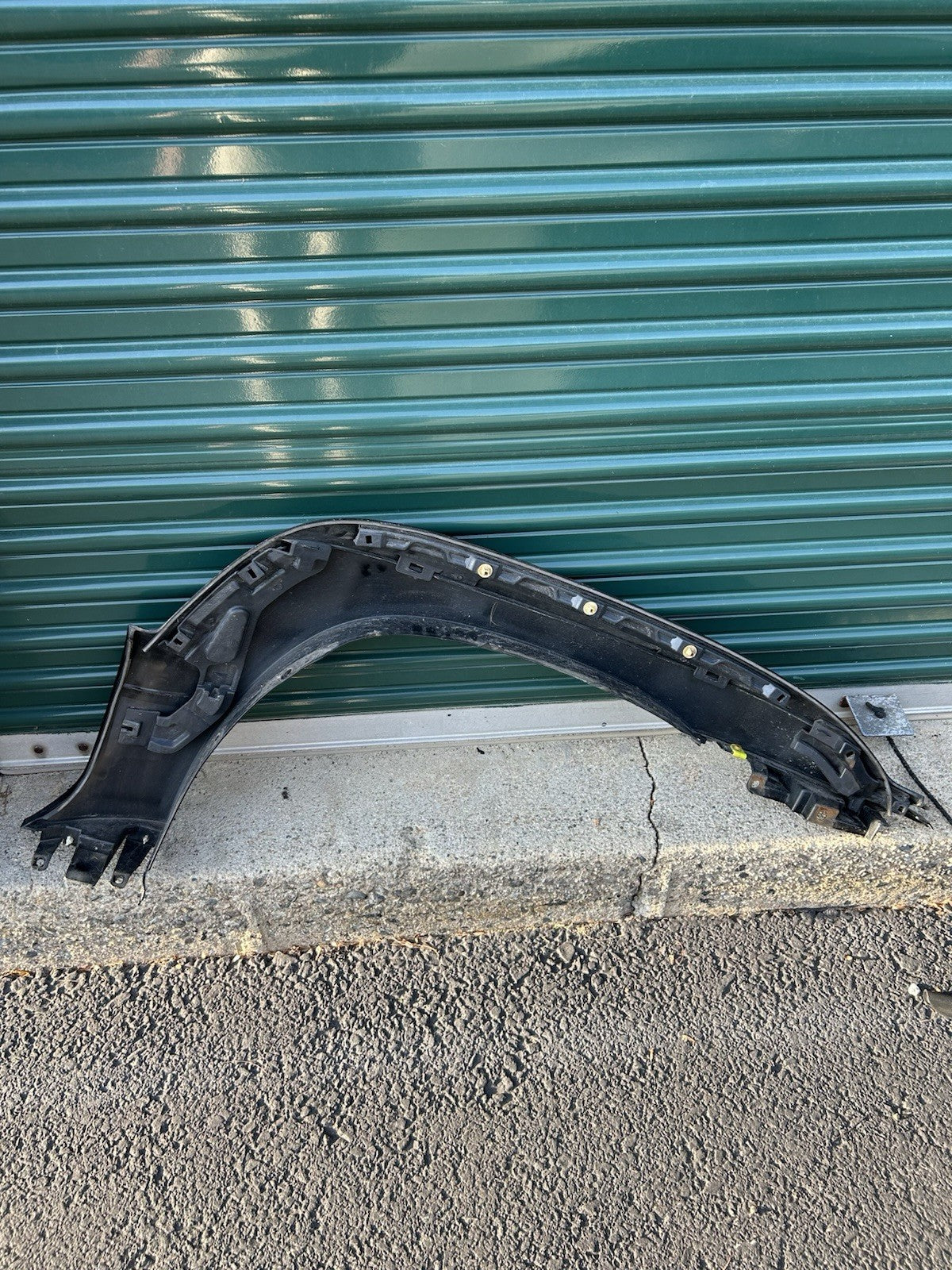 03-09 LEXUS GX470 LEFT DRIVER FRONT FENDER FLARE BLACK 202