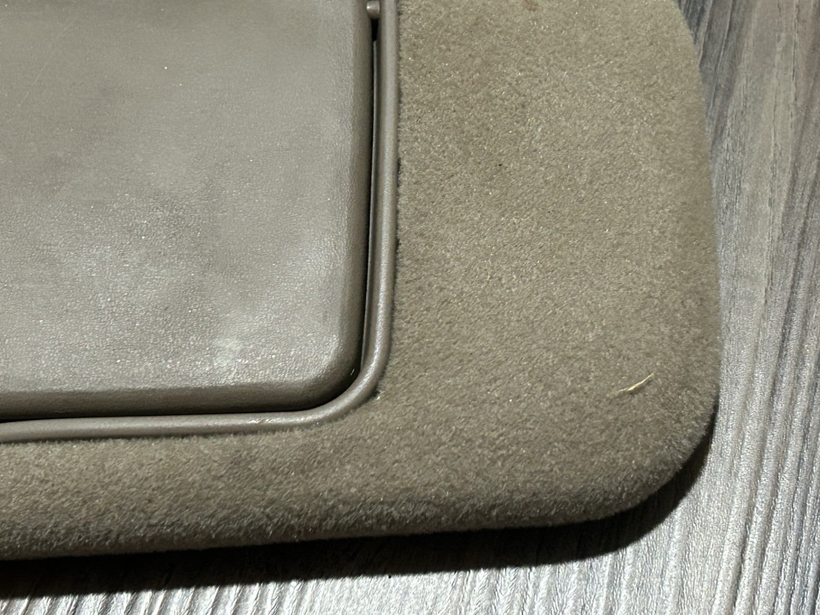 1996-2002 Toyota 4Runner Driver and Passenger Side Sun Visor Set Pair Tan color