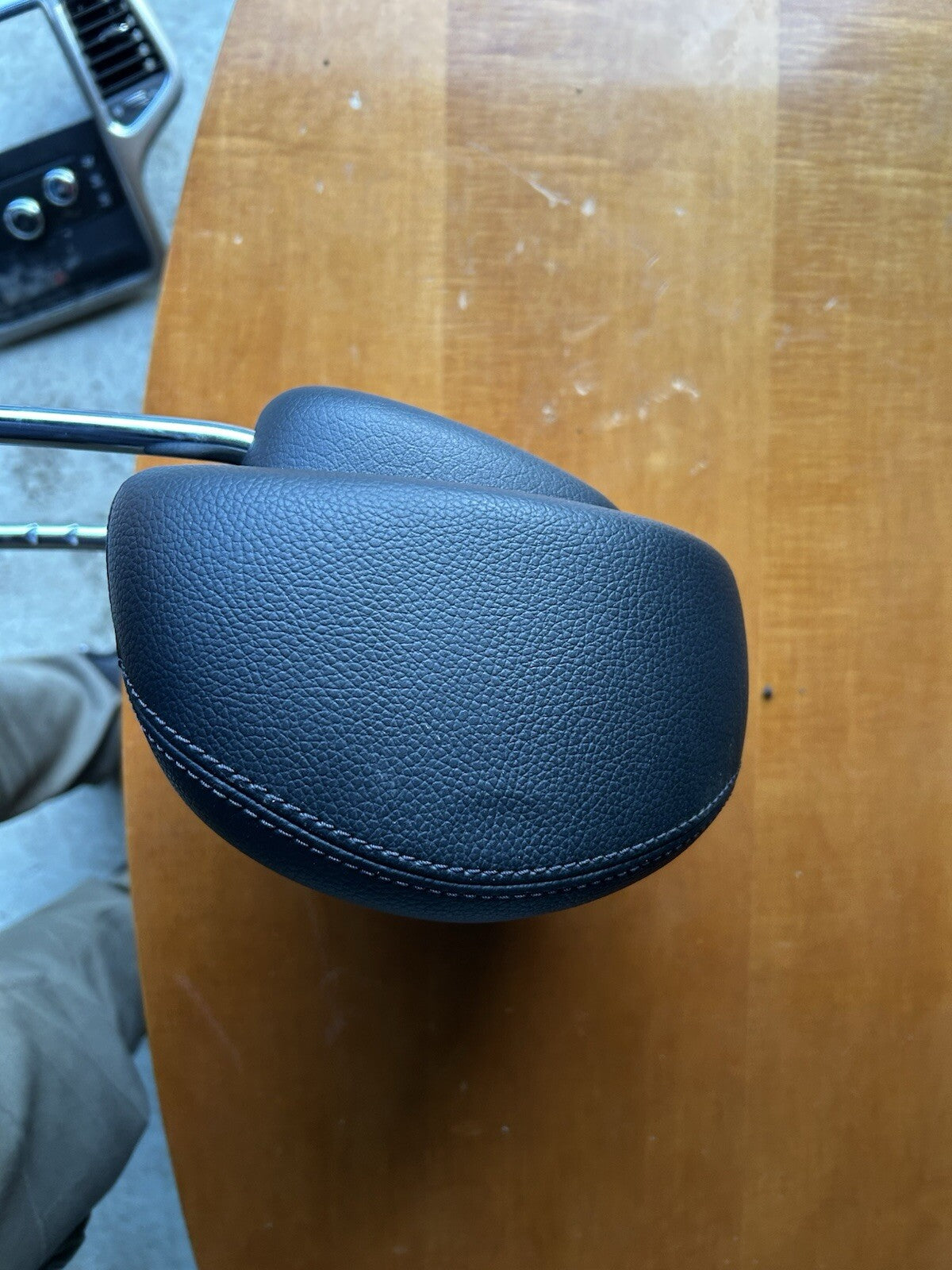 07-09 Mercedes W211 E350 E320 Seat Headrest Head Rest Left Or Right Side OEM