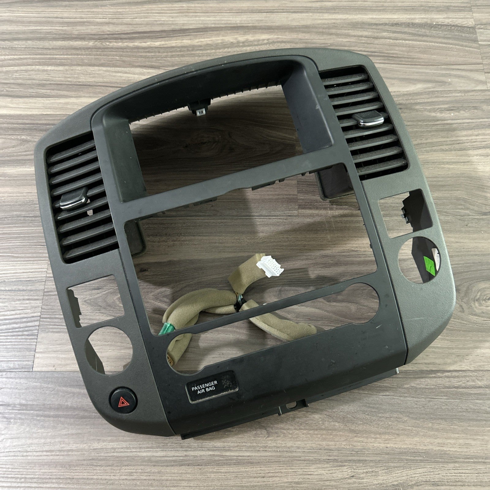 08-12 Nissan pathfinder Graphite center dash radio heat AC vent bezel trim OEM