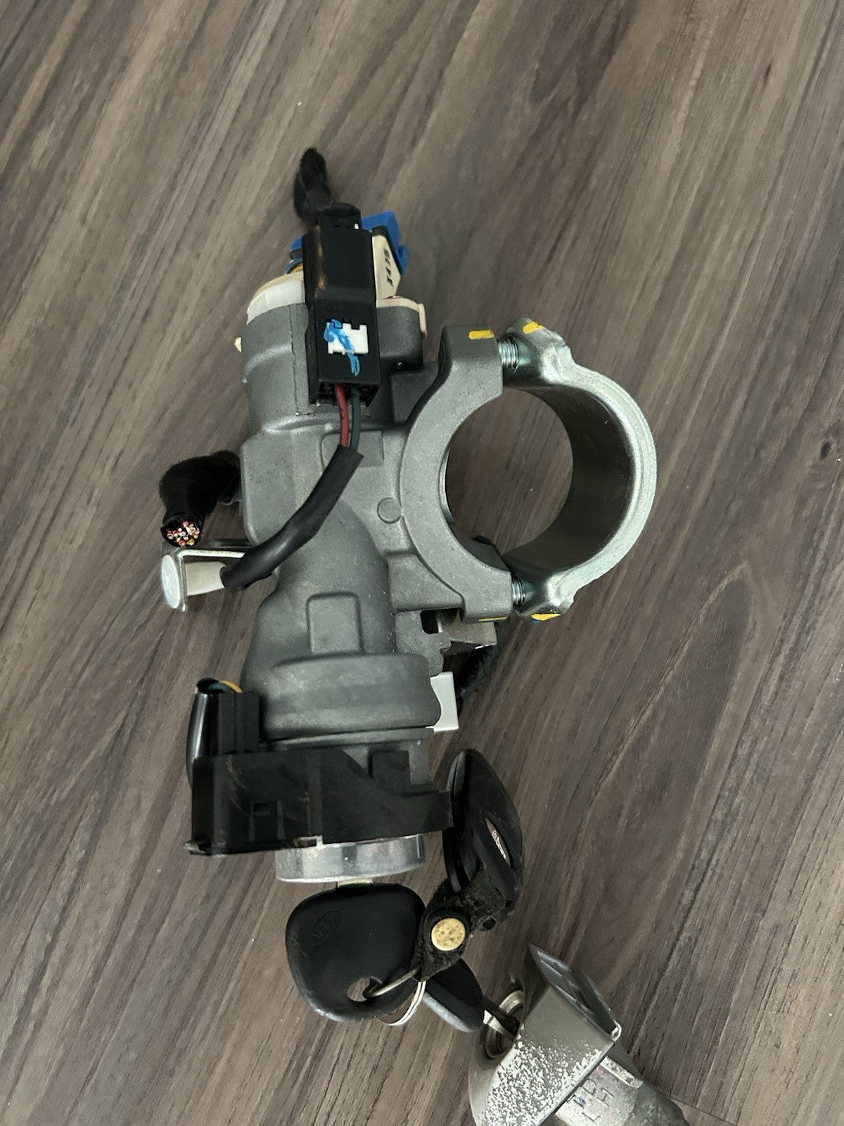 10-13 Kia Forte Sedan Ignition Switch Key, Door Lock Cylinder, Column Cover OEM