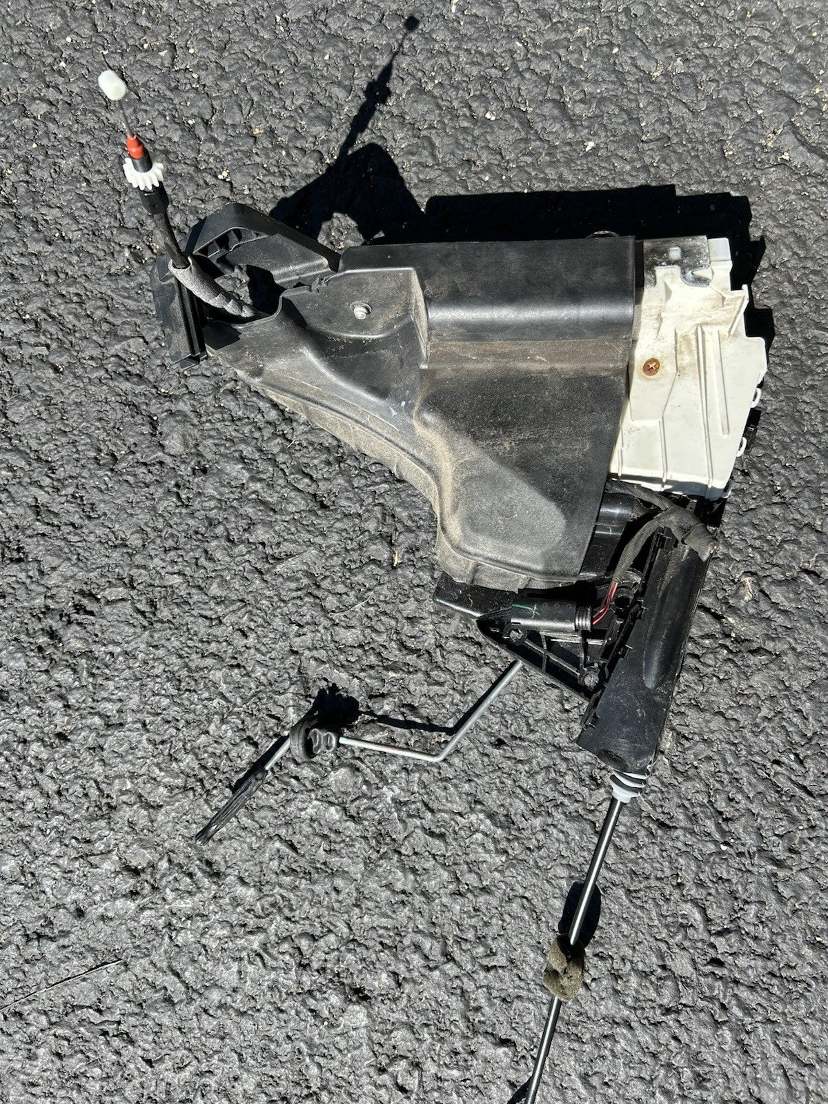 05-13 Mercedes W251 R350 4MATIC Front Left Driver Side Door Lock Latch Actuator