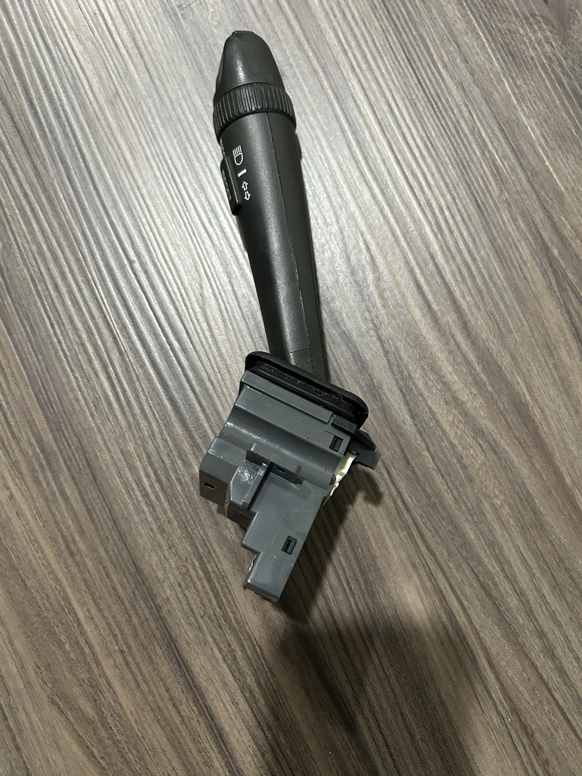 04-06 Volvo S60 V70 XC70 XC90 Turn Signal Switch 30768097 31268575