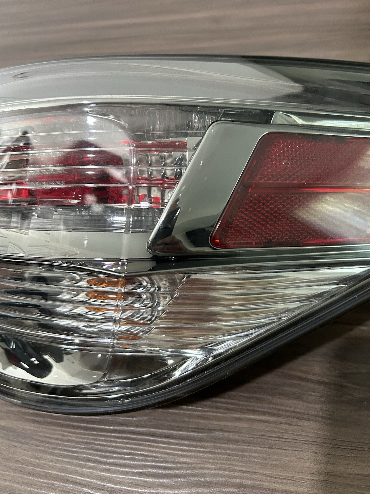 2010-2012 Lexus RX350 Right Passenger Side Tail Light Assembly Quarter Panel OEM