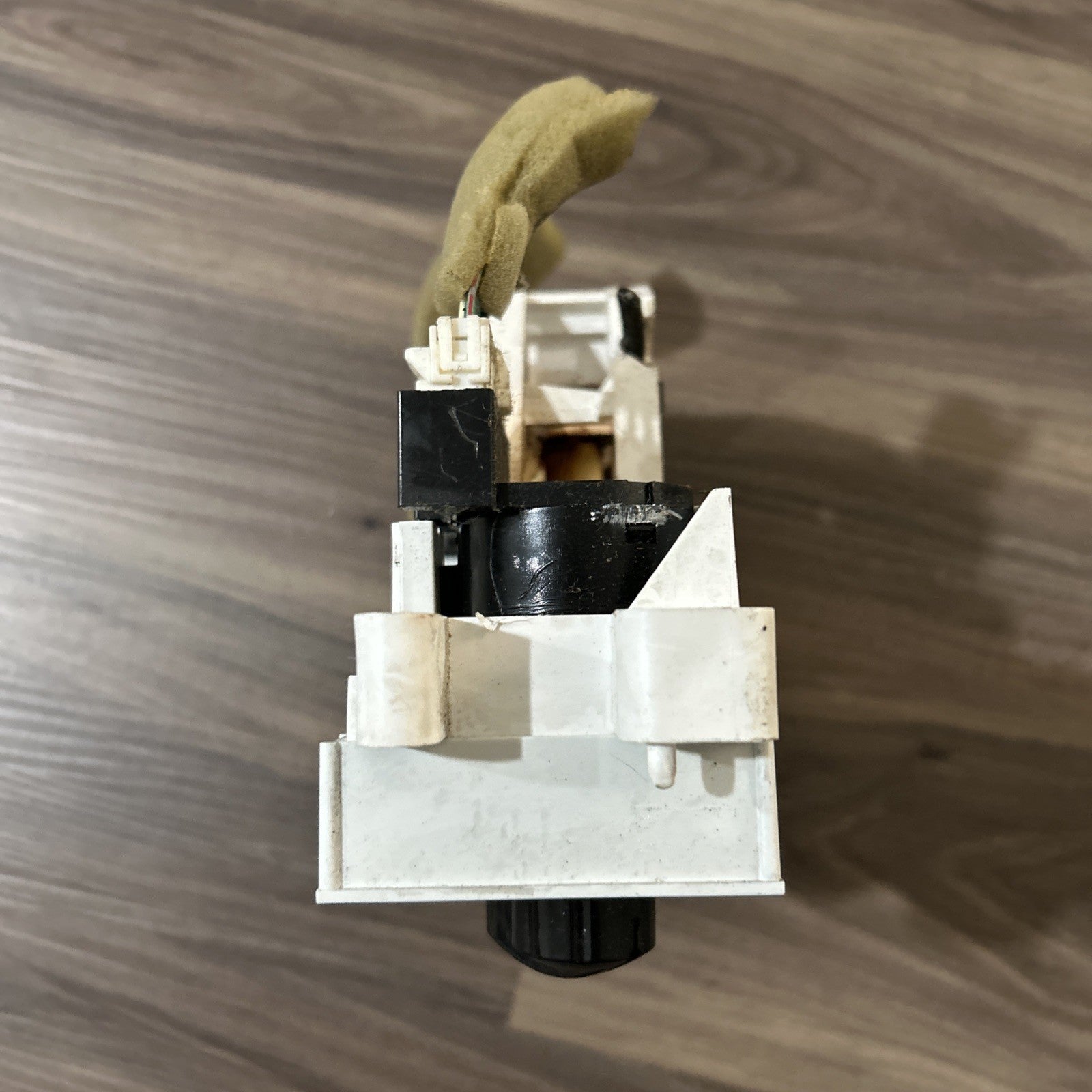 2001-04 Nissan Xterra Frontier Climate Heater AC Control Panel OEM 173-011-1160