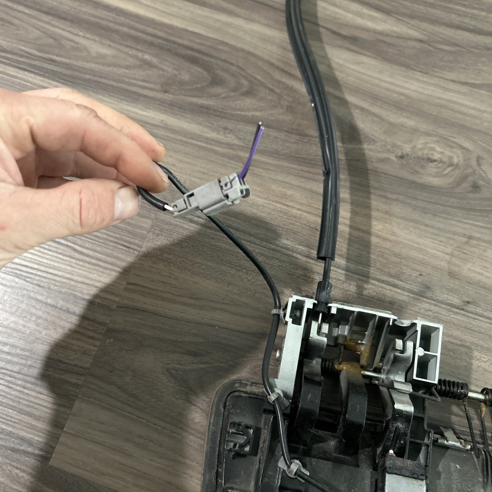 ✅⭐️ 04-2013 Nissan Armada Rear Trunk Tailgate Handle Switch Black w/ Camera OEM