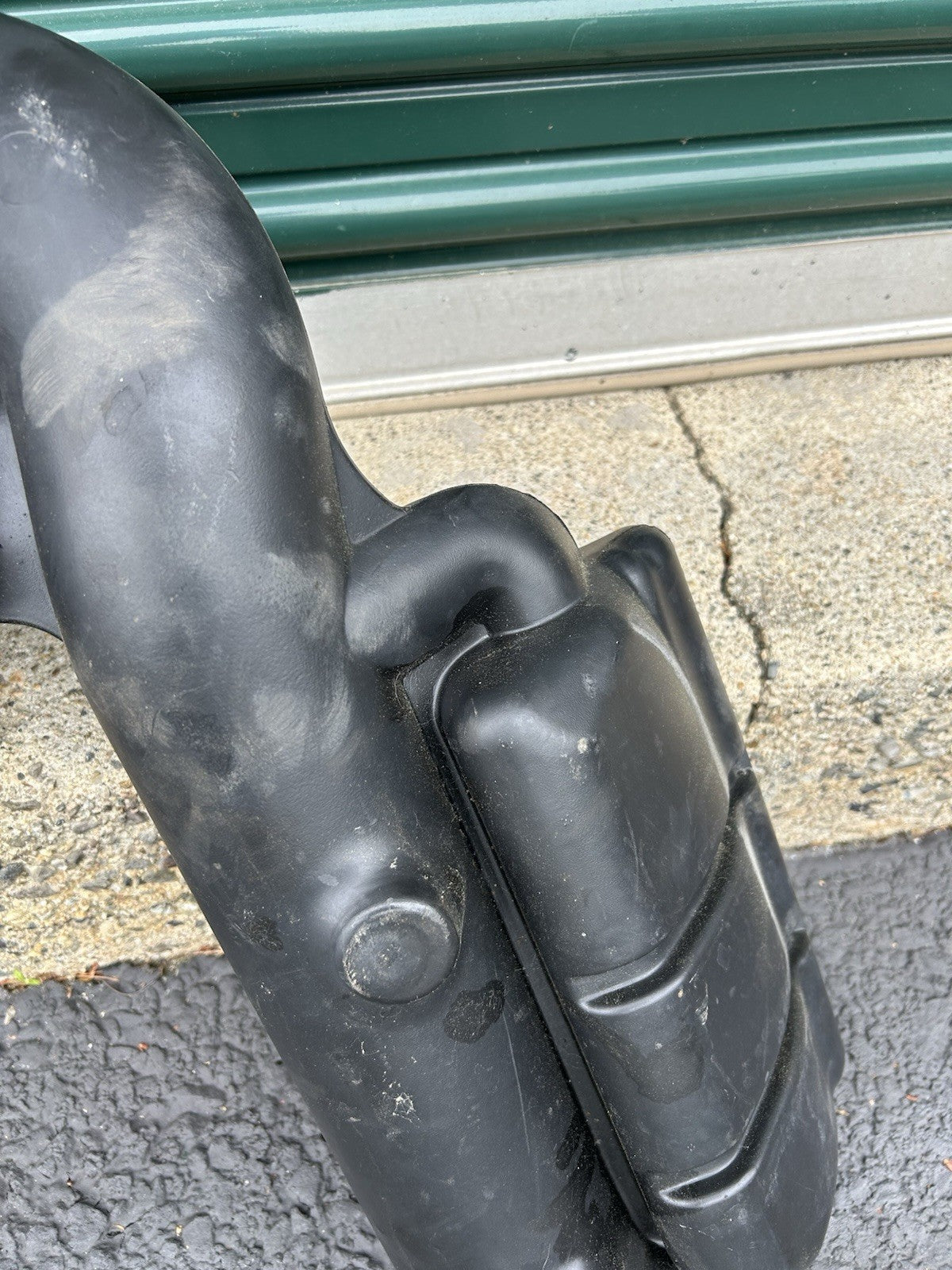 2011 - 2013 Dodge Durango Cherokee 3.6L Resonator Air Intake Tube OEM