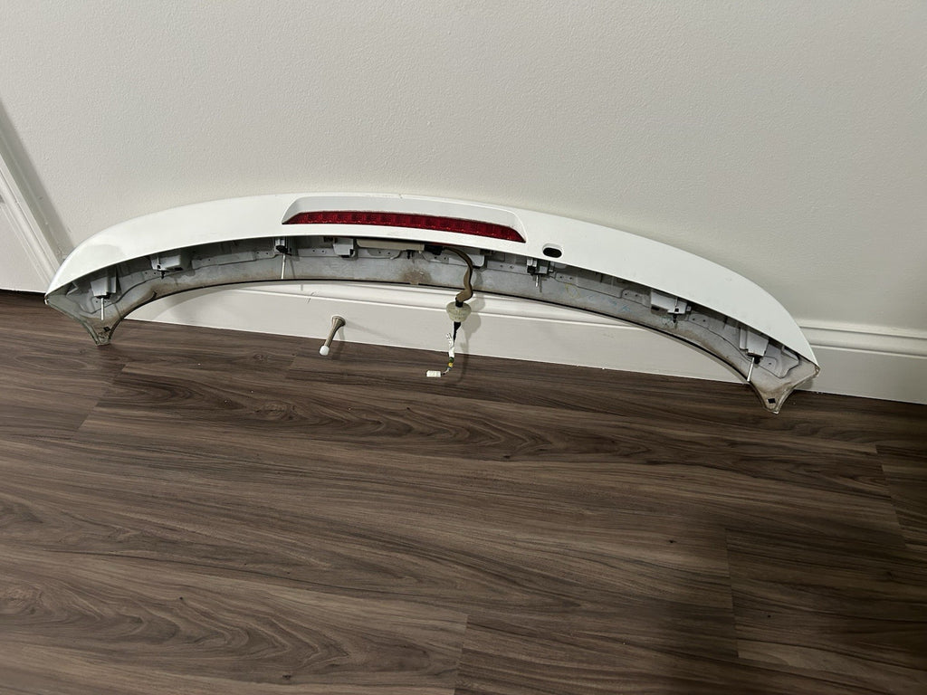 MAZDA CX-9 CX9 REAR LIFT GATE SPOILER THIRD BRAKE LIGHT  2007-2015 OEM White 34K