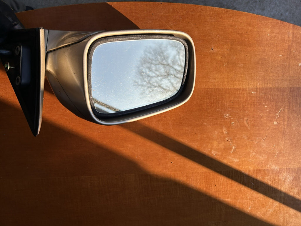 2002-2004 LEXUS ES300 ES330 POWER DOOR MIRROR  Driver side 11 WIRE Colour 4P7