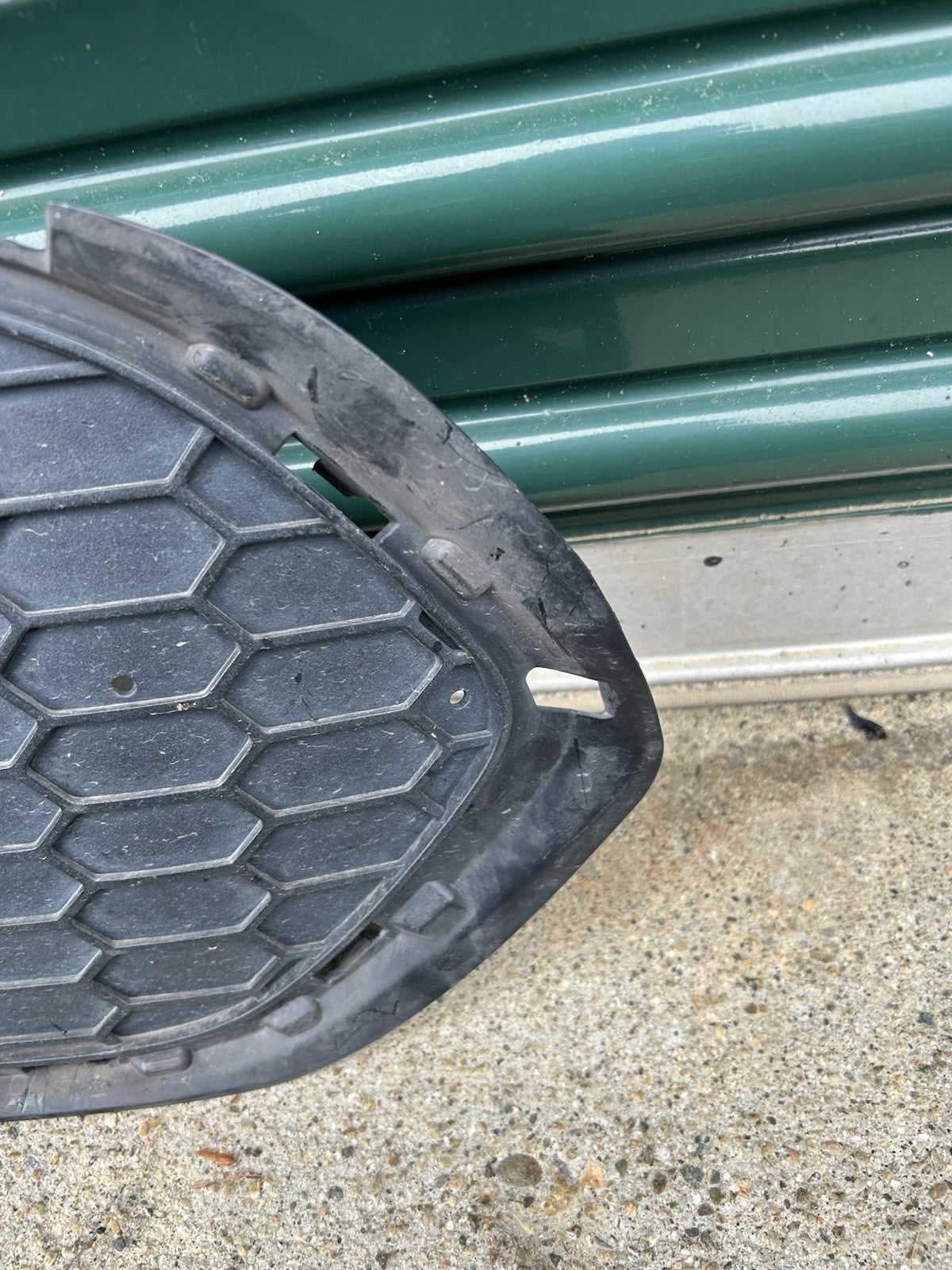 2014-2018 BMW F15 X5 FRONT M SPORT BUMPER RH PASSENGER  GRILLE COVER TRIM OEM