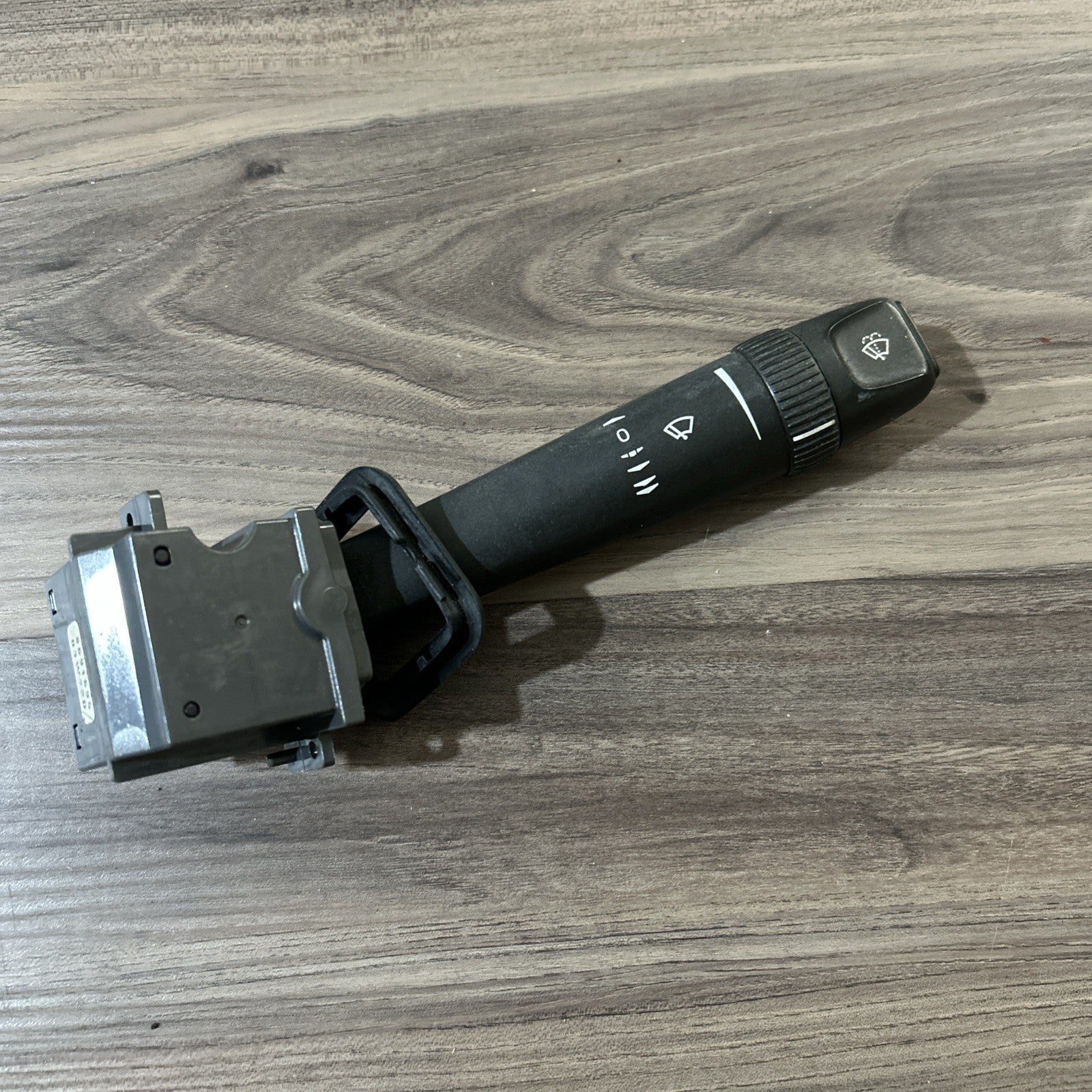 Volvo XC90 V70 XC70 Windshield Wiper Switch Stalk 8691695  2003-2014