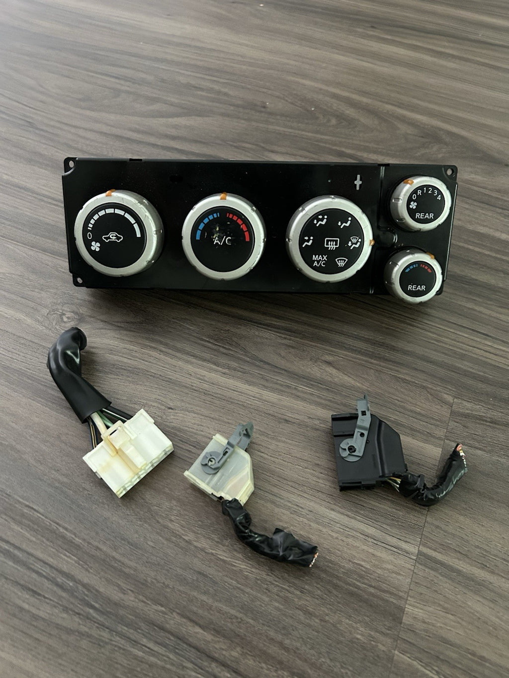 04 05 06 Nissan Quest Temperature Climate Control A/C Heat 2004-2006 27500zf010