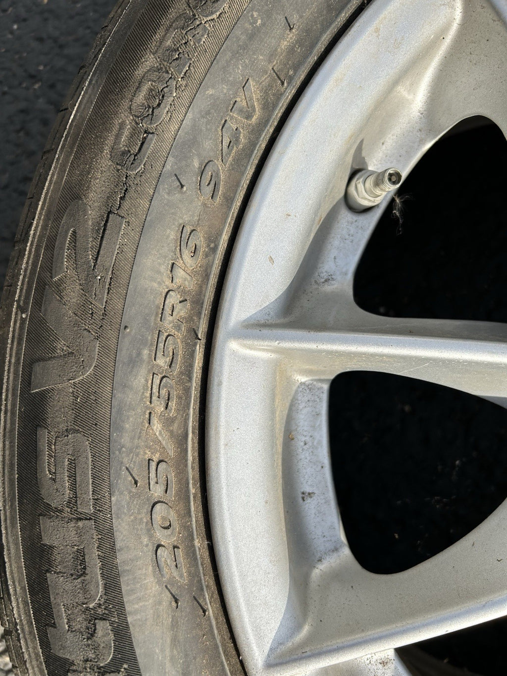 BMW 3 SERIES E90 E91 E92 16 INCH ALLOY WHEEL WITH TIRE SILVER 205 /55 / 16  OEM