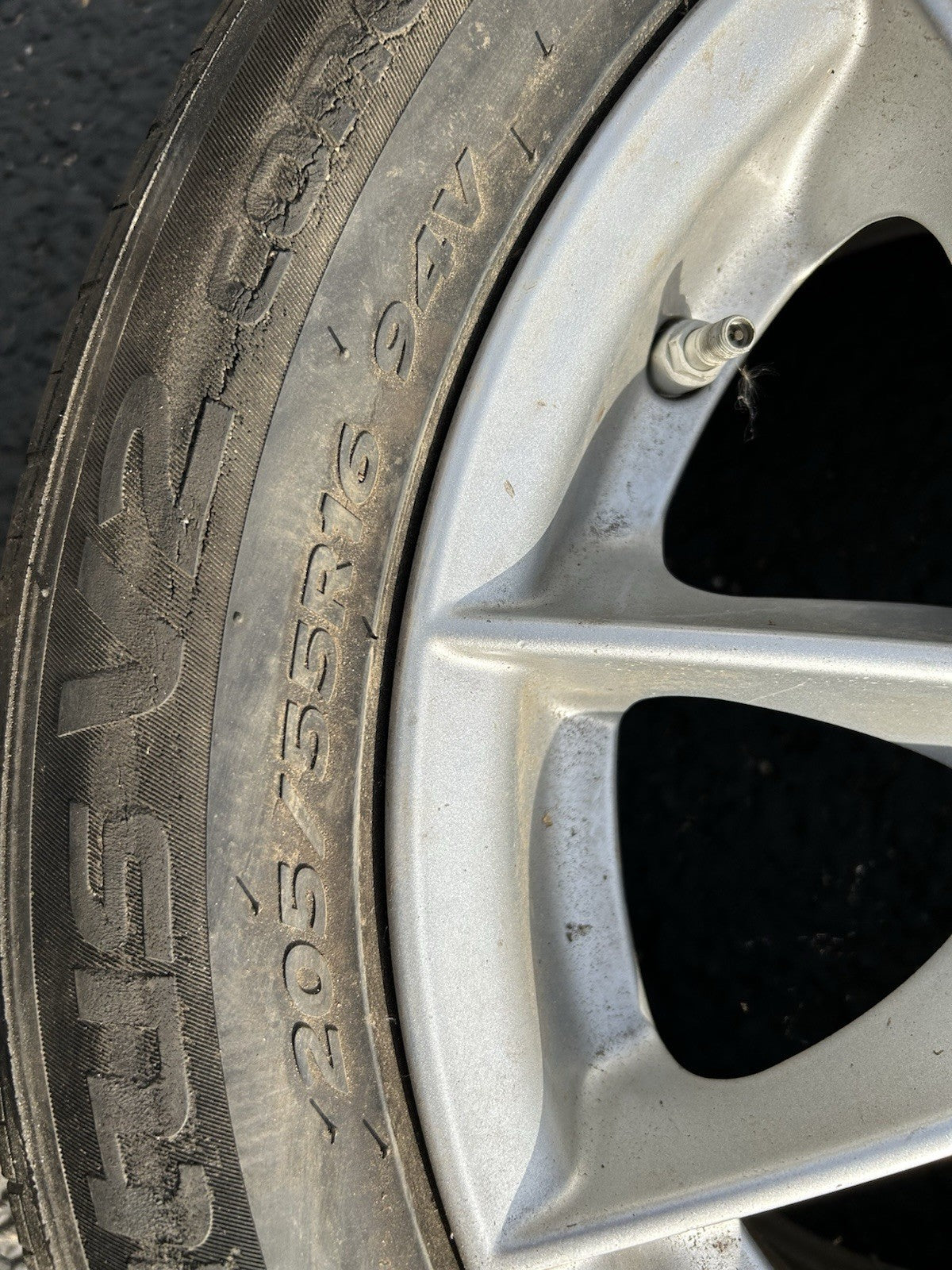 BMW 3 SERIES E90 E91 E92 16 INCH ALLOY WHEEL WITH TIRE SILVER 205 /55 / 16  OEM