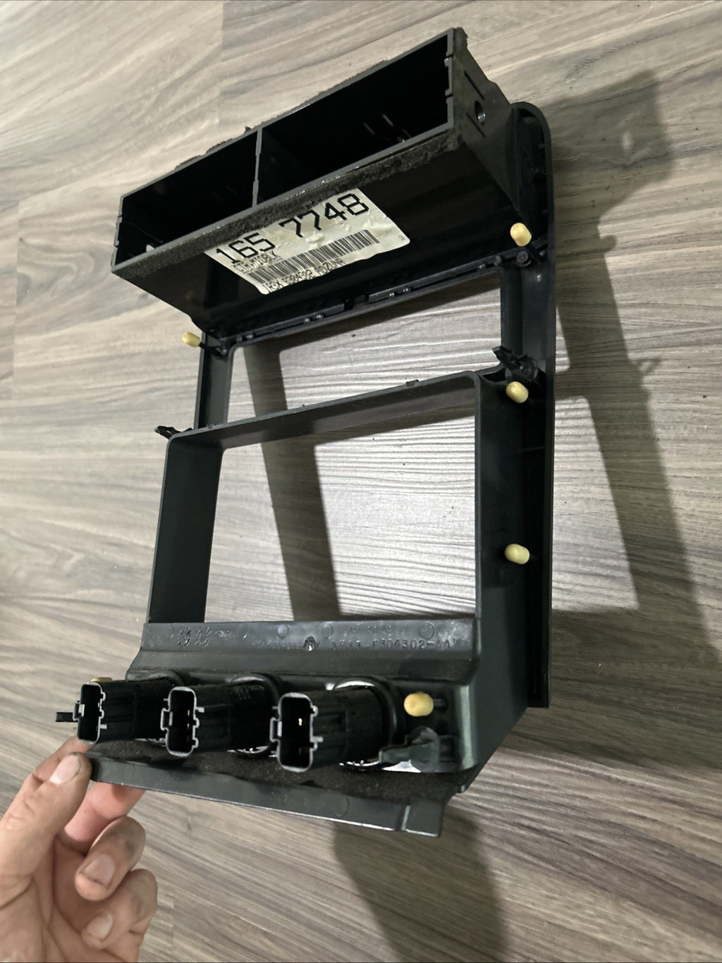 1999-2004 Ford Mustang Center Dash Radio Bezel AC Vent Trim Panel