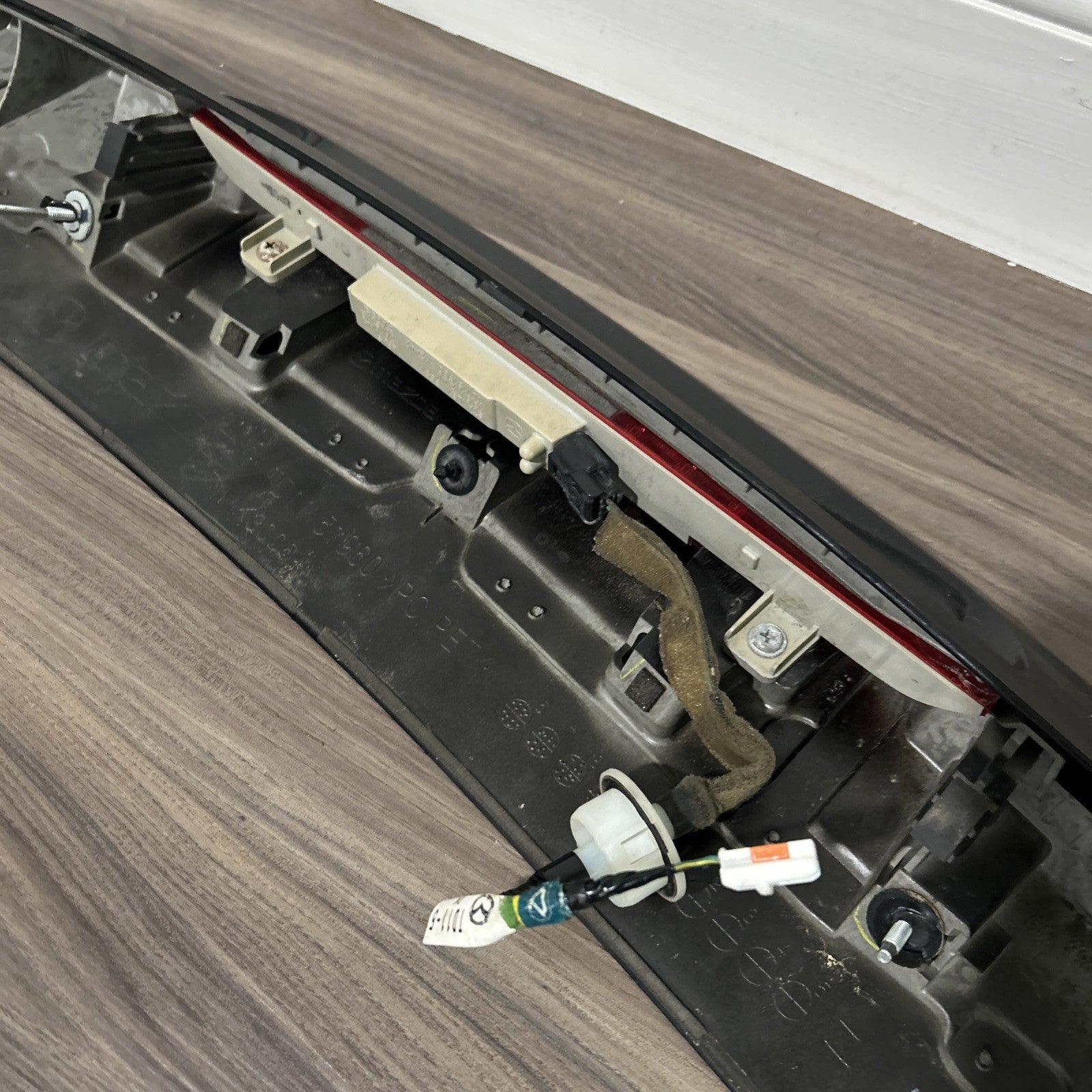 MAZDA CX-9 CX9 REAR LIFT GATE SPOILER THIRD BRAKE LIGHT  2007-2015 OEM Black A3F