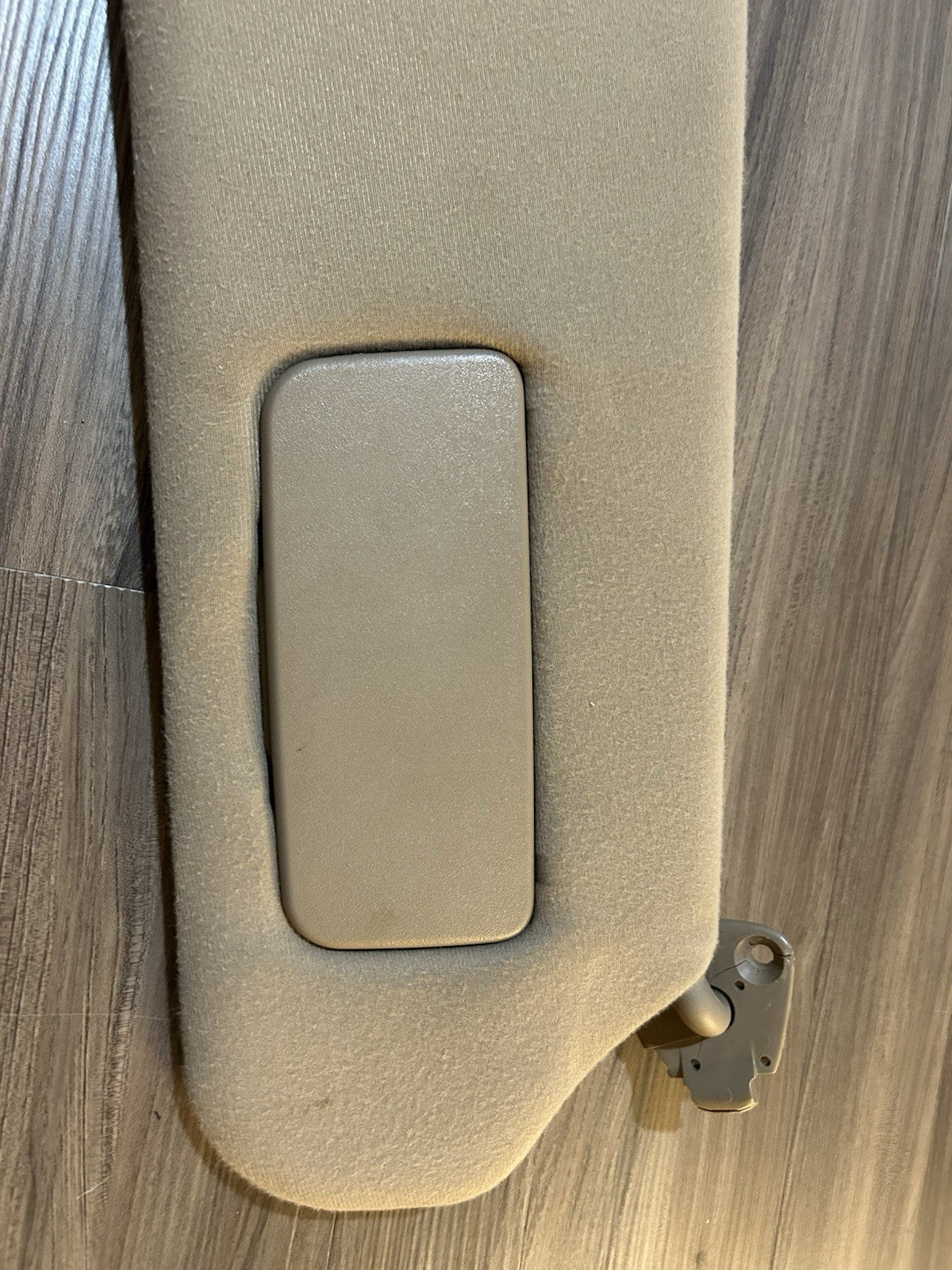 2000-2006 Toyota Tundra Sequoia DRIVER PASSENGER Left Right Sun Visor  OEM Beige