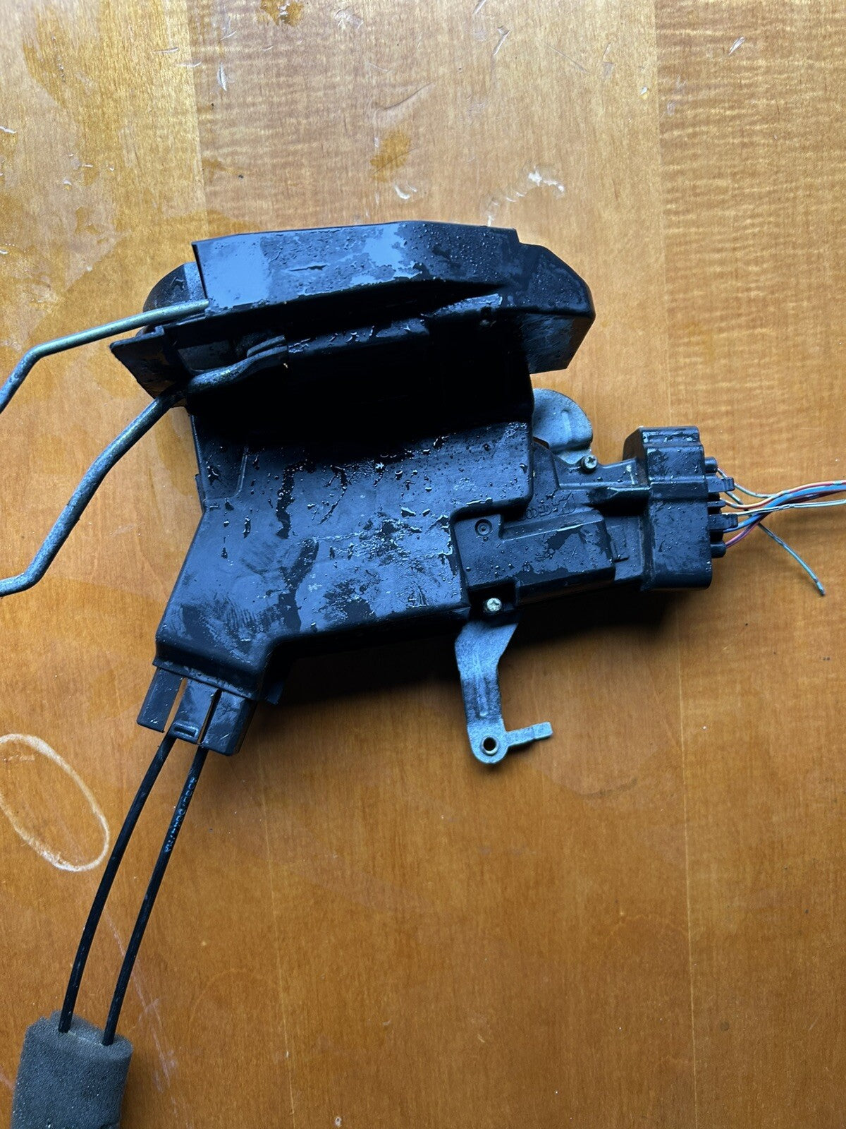 2001-2007 Toyota Sequoia Front Driver Left Door Latch Lock Actuator OEM