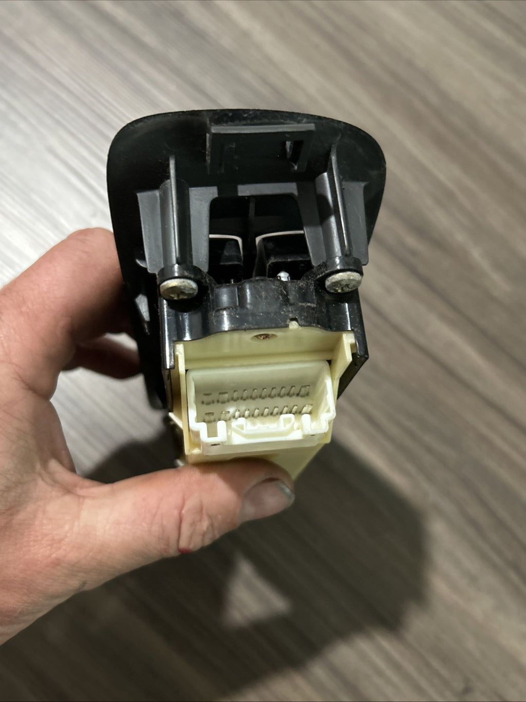 2001-2007 TOYOTA HIGHLANDER POWER MASTER CONTROL WINDOW SWITCH 84040-48121