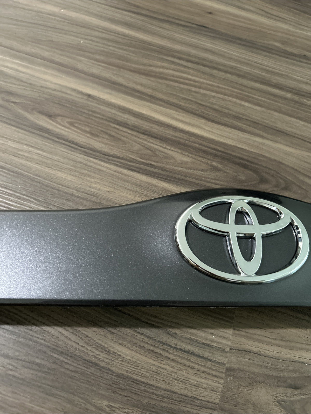 2004-2009 Toyota Prius Rear Liftgate Handle Garnish Trim OEM Gray 1G3