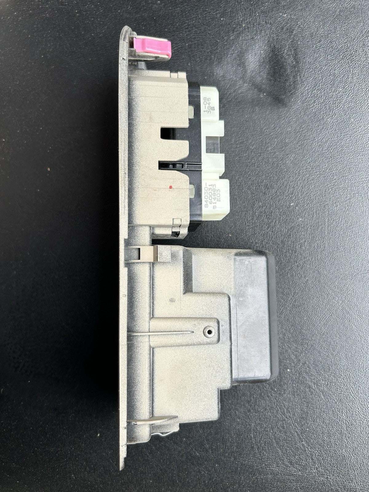 03-09 GX470 Rear Passenger Right Power Window Switch 84030-600031