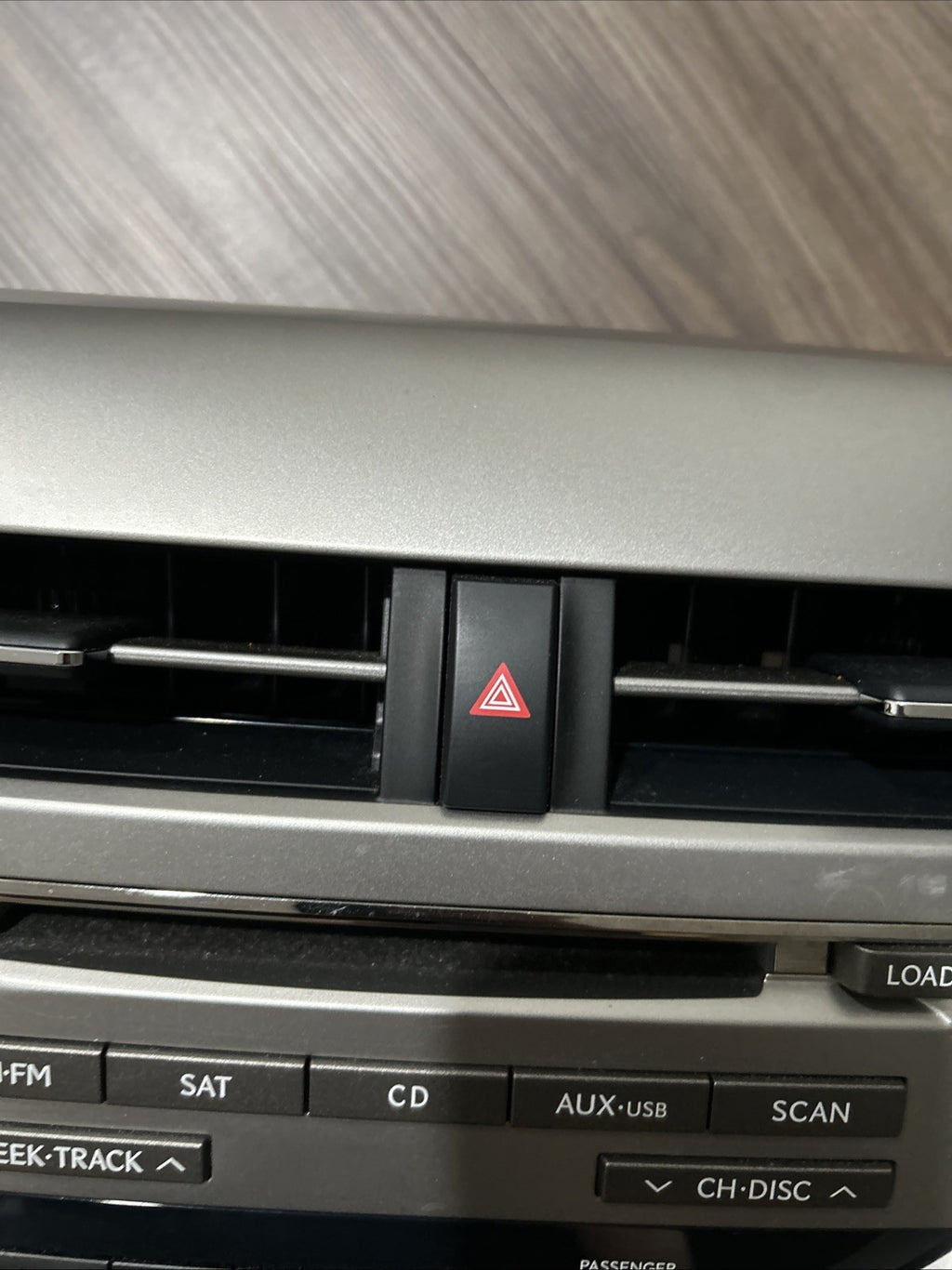 🛑 2010-2015 Lexus Rx350 Rx450H Am Fm Sat Radio 6 Disc Changer Mp3 Cd Player OEM