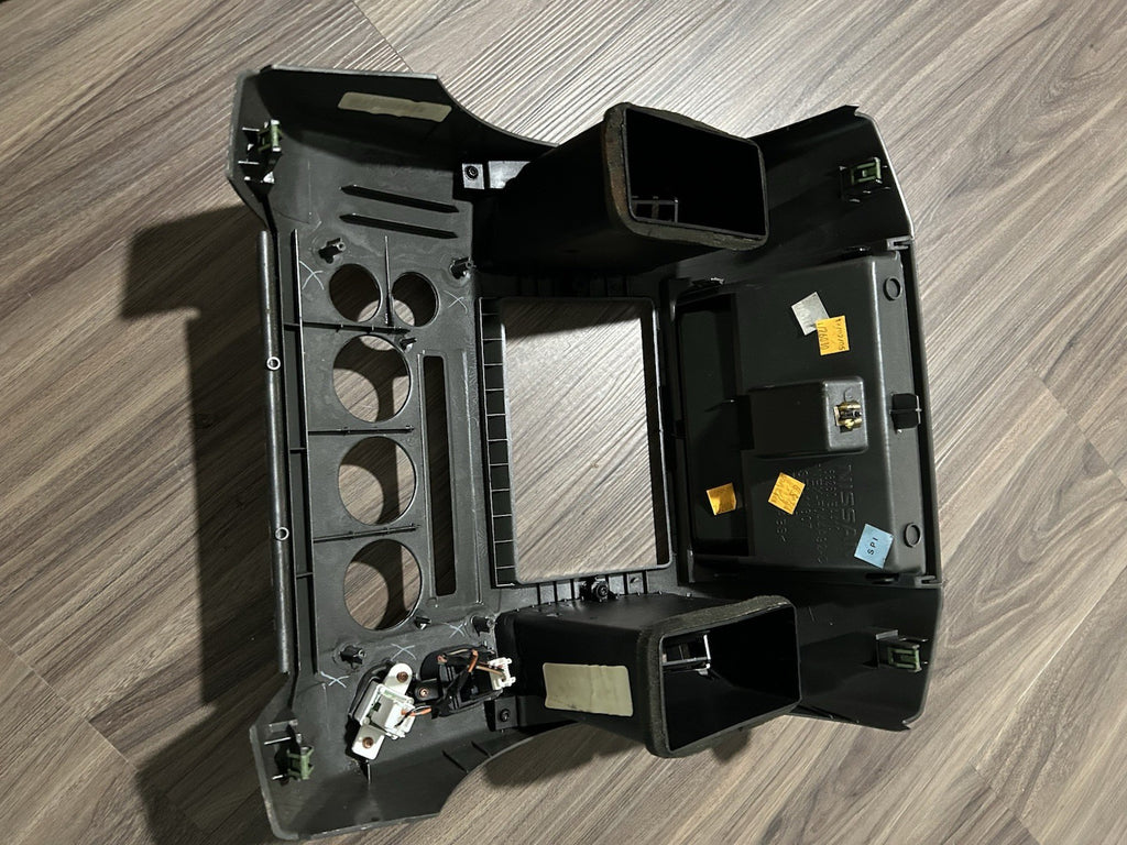 05 06 07 Nissan Pathfinder Radio Navigation Climate Control Console Bezel Trim