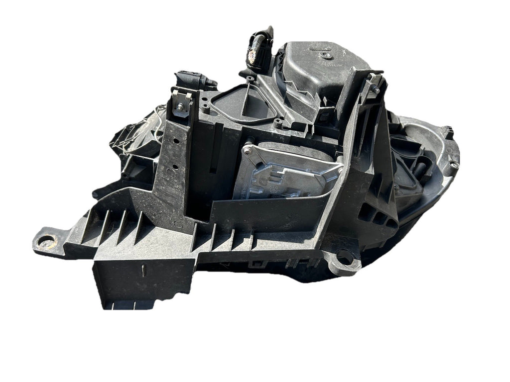 2007 to 2010 BMW X3 Right  passenger RH Side Headlight HID BiXenon OEM