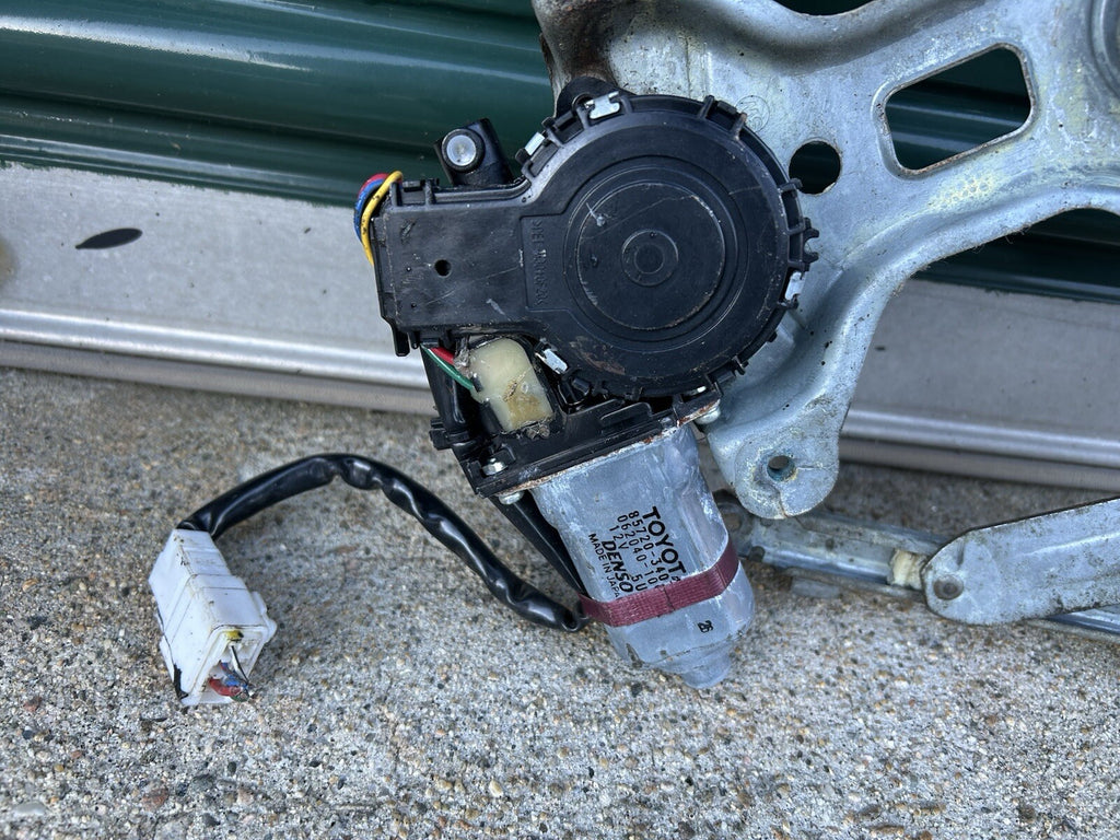2001-2007 Toyota Sequoia Tundra Driver Left Fr Door Window Regulator and Motor