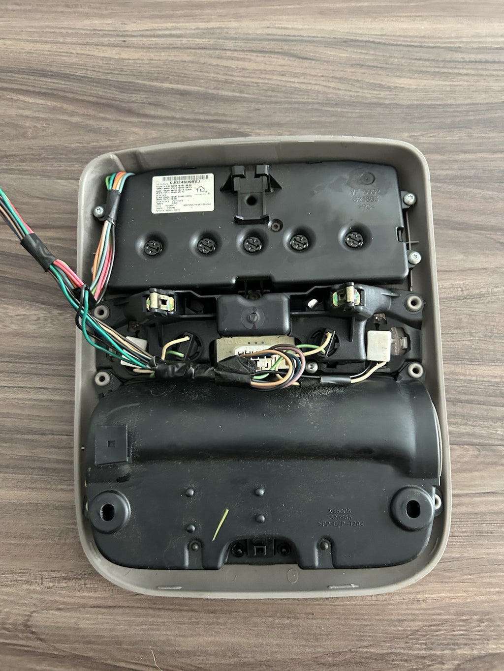 2001  - 2007 Toyota Sequoia Overhead Console Dome Light  Original OEM