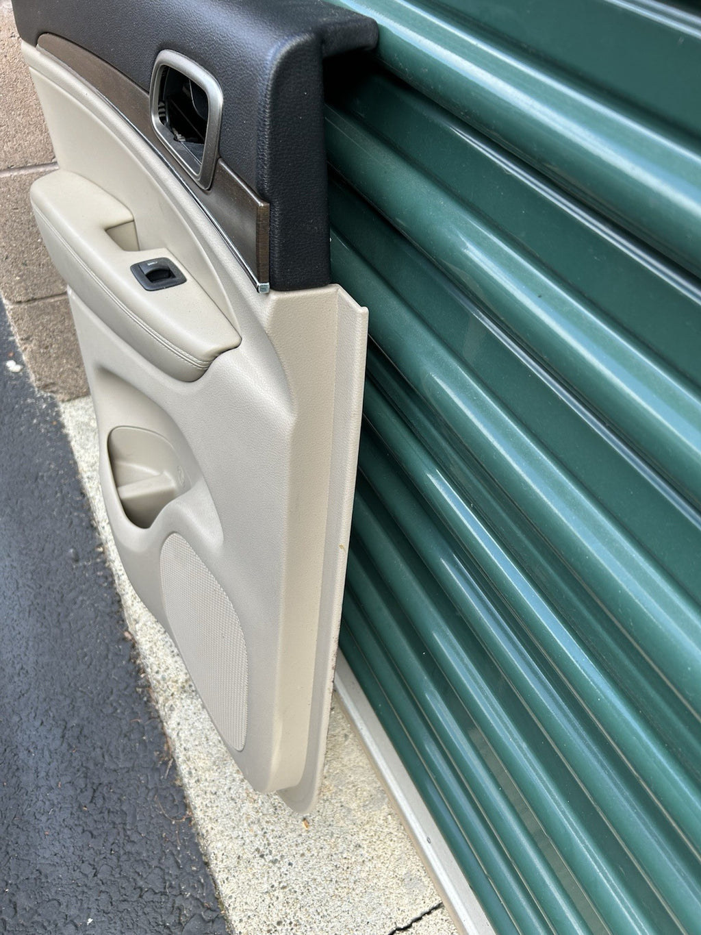 14-21 Grand Cherokee Frost Beige Rear Driver Side Left Interior Door Trim Panel