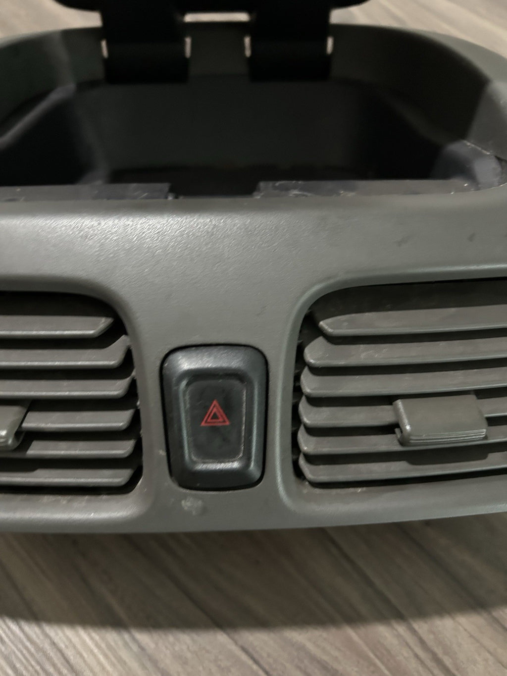 2000-2006 Nissan Sentra Center Dash Vents Cubby Storage Compartment Gray