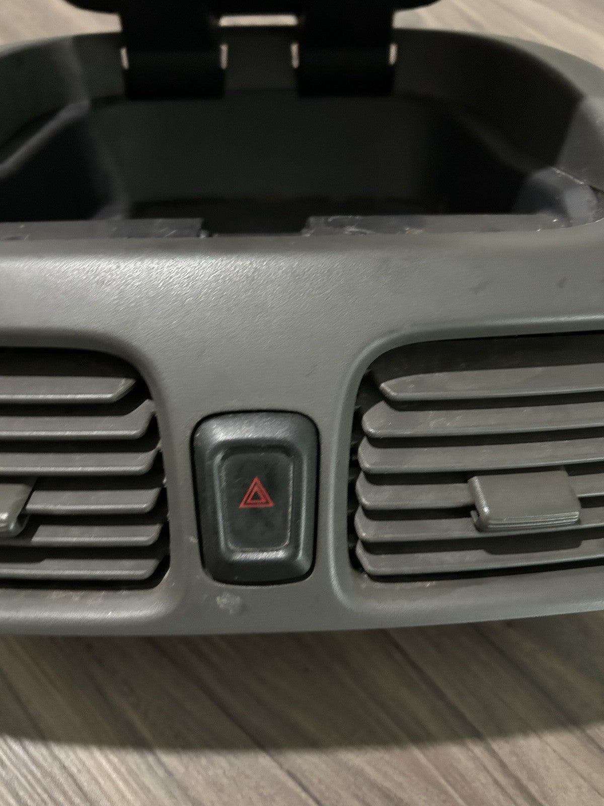 2000-2006 Nissan Sentra Center Dash Vents Cubby Storage Compartment Gray