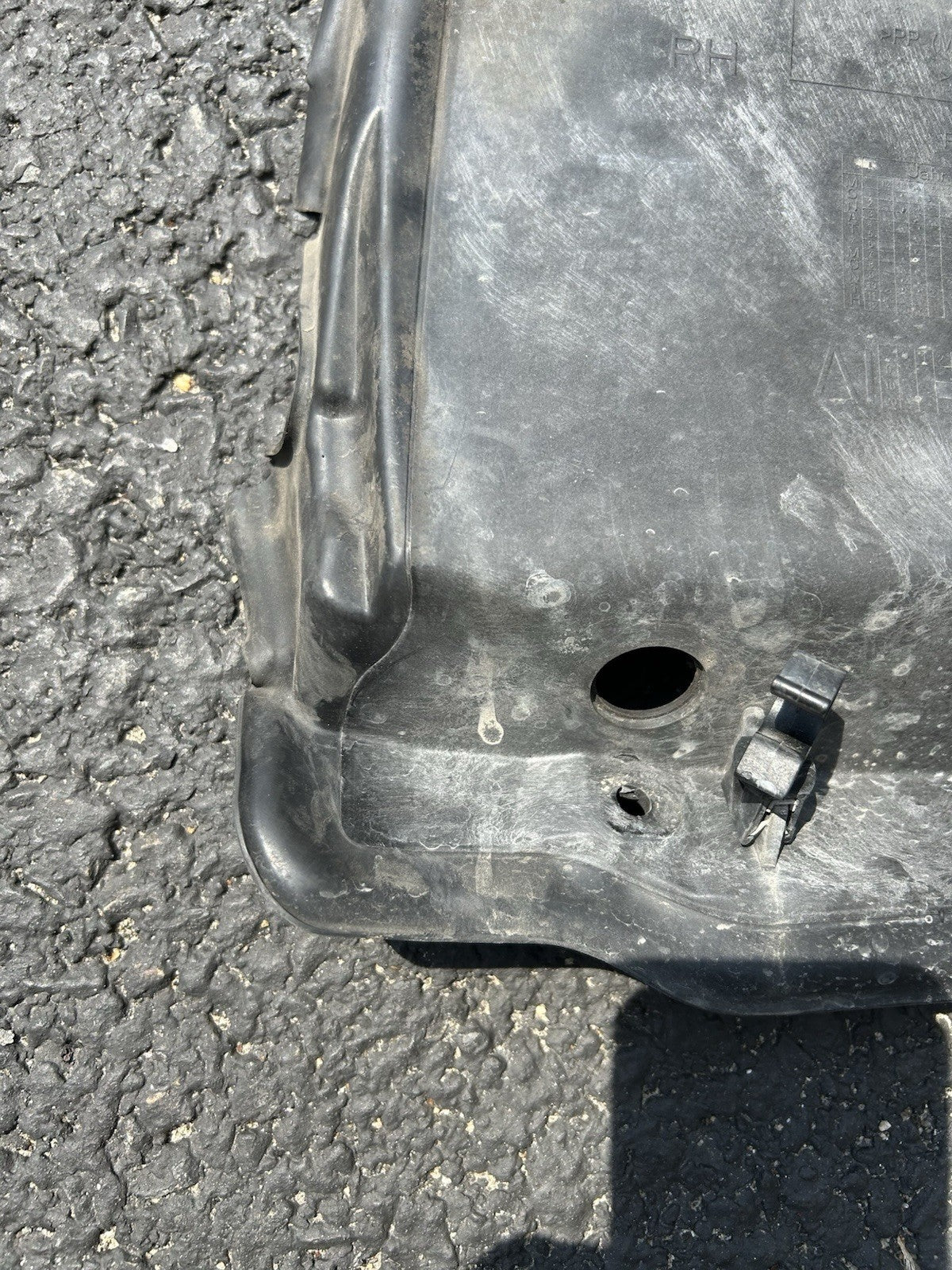 BMW F15 X5 F16 X6 FRONT RIGHT WHEEL HOUSING TRIM 7325402 OEM