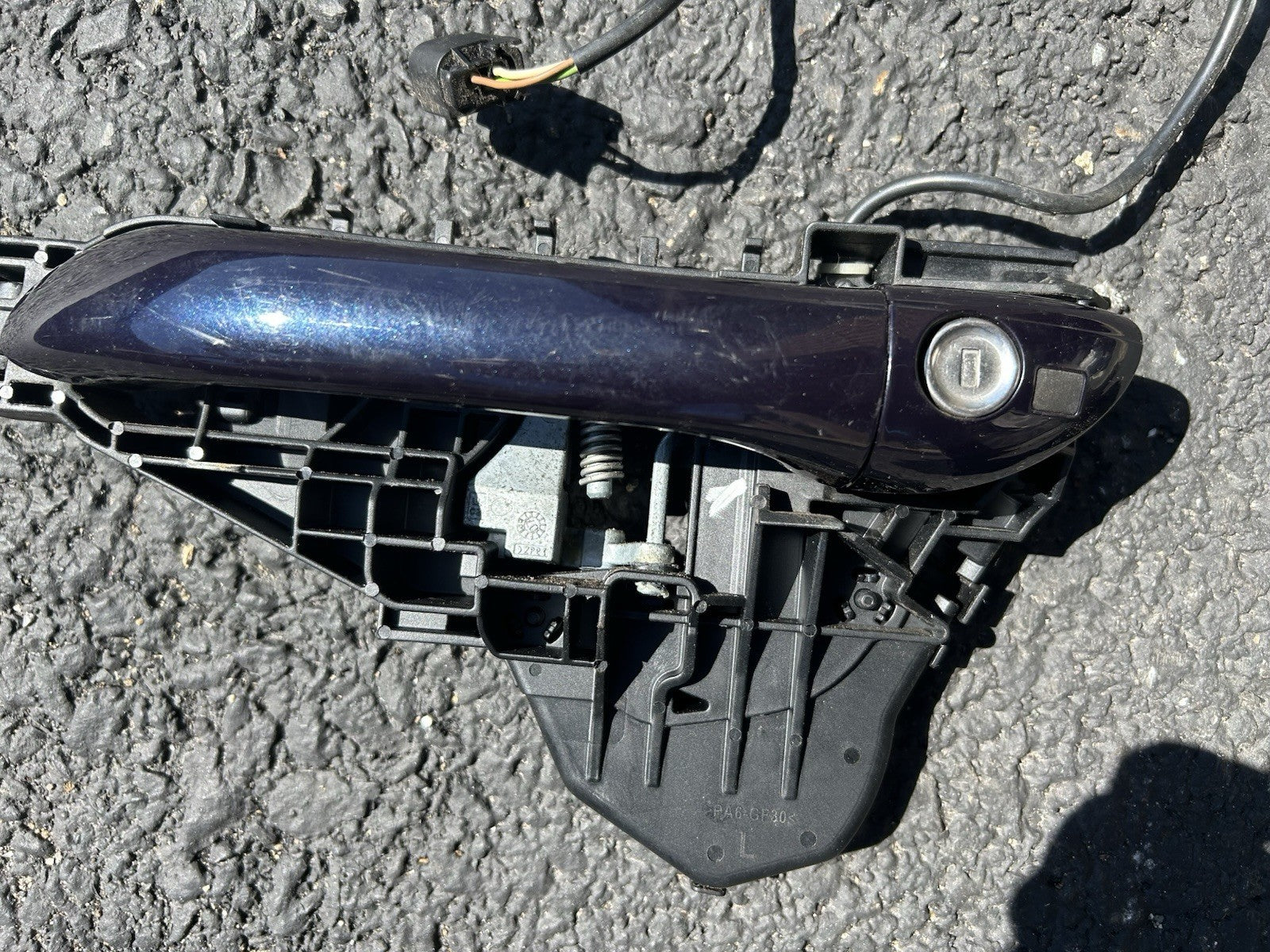 06-12 Mercedes W164 ML500 GL450 Front Left Driver Side Exterior Door Handle OEM