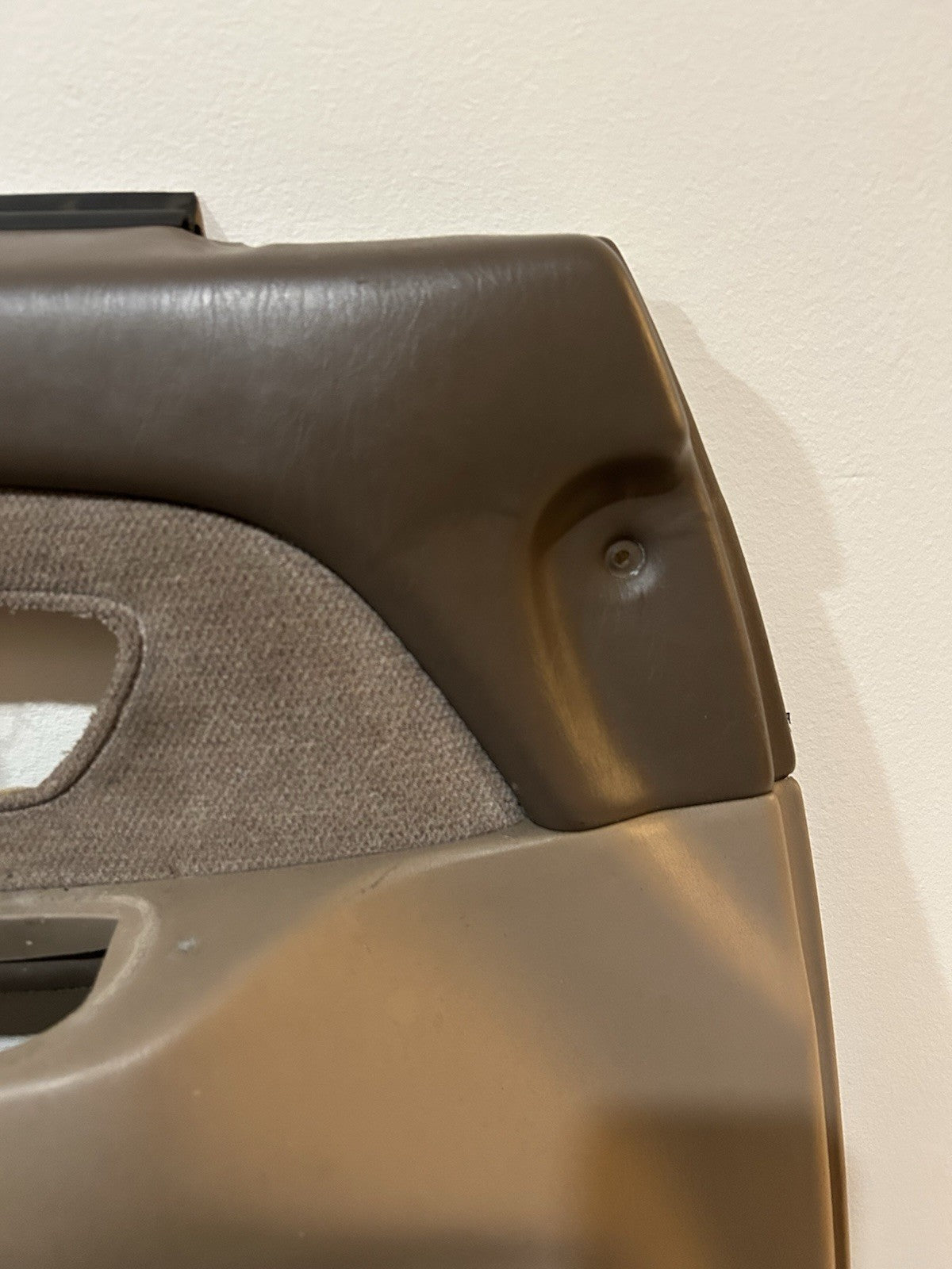 2001 2002 2003 2004 Toyota Sequoia Left Driver  Front Door Panel Trim Tan OEM