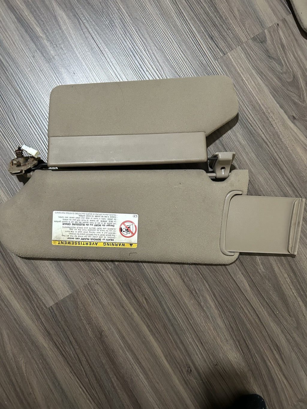 2000-2006 Toyota Tundra Sequoia DRIVER PASSENGER Left Right Sun Visor  OEM TAN