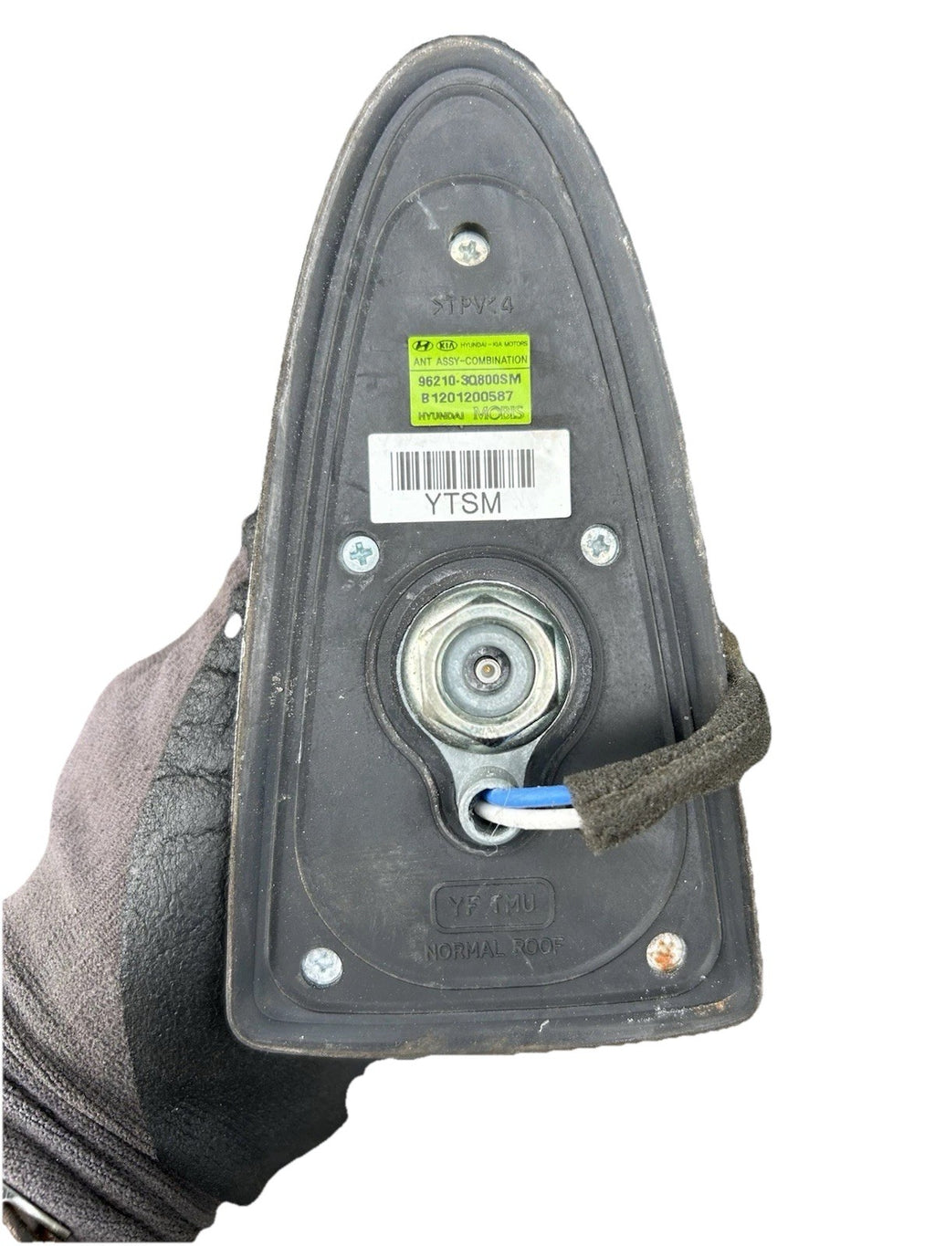 HYUNDAI SONATA LIMITED 2009-2015 ROOF SHARK FIN ANTENNA Silver 96210-3Q800SM