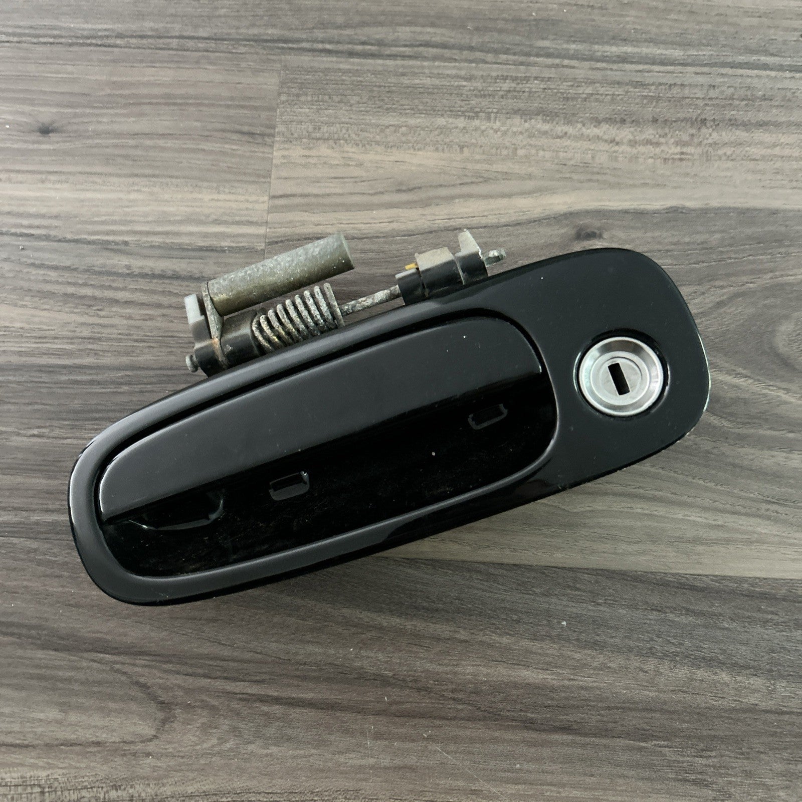 2000-2005 TOYOTA CELICA LEFT DRIVER SIDE OUTSIDE  DOOR HANDLE  OEM BLACK